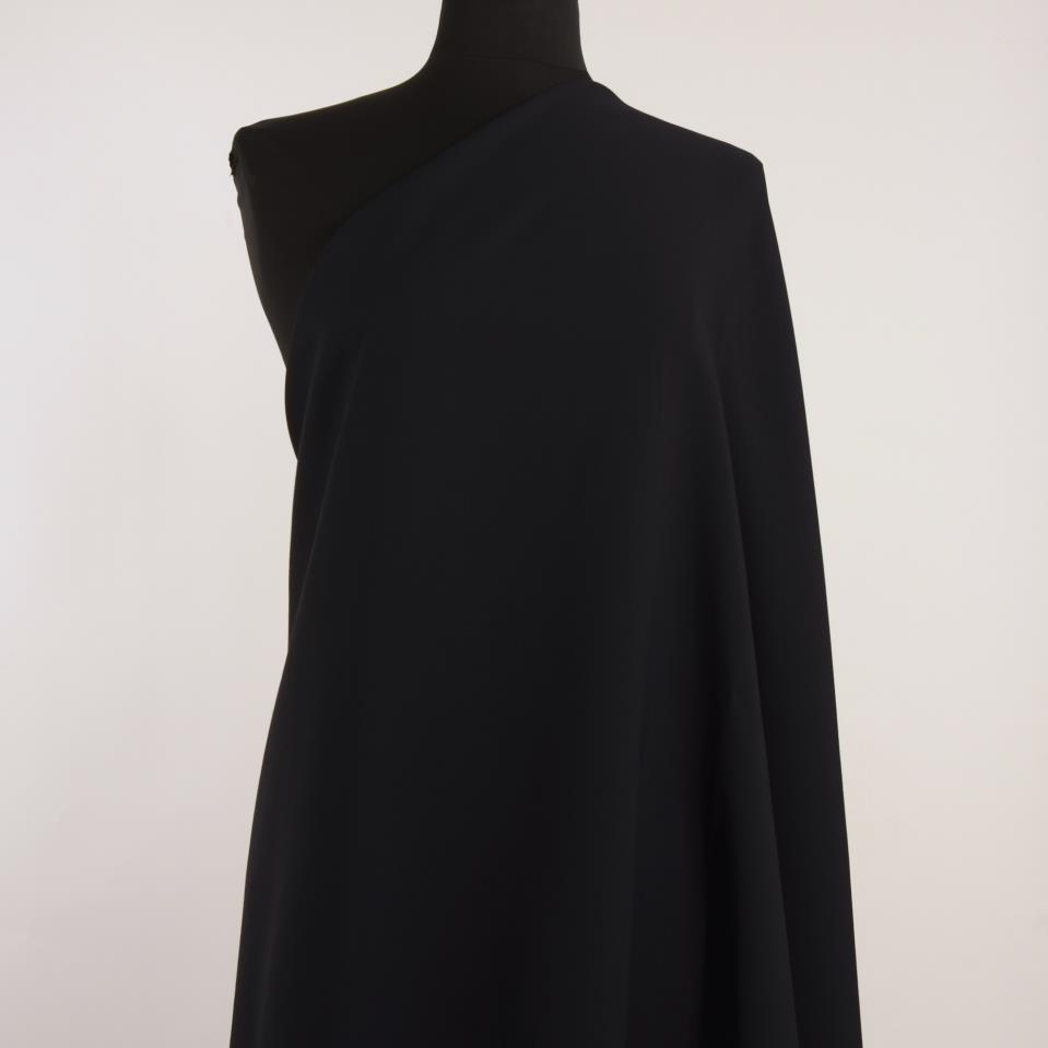 Crêpe, Twill, Viscose, Raven Black (F000030720) - Mannequin