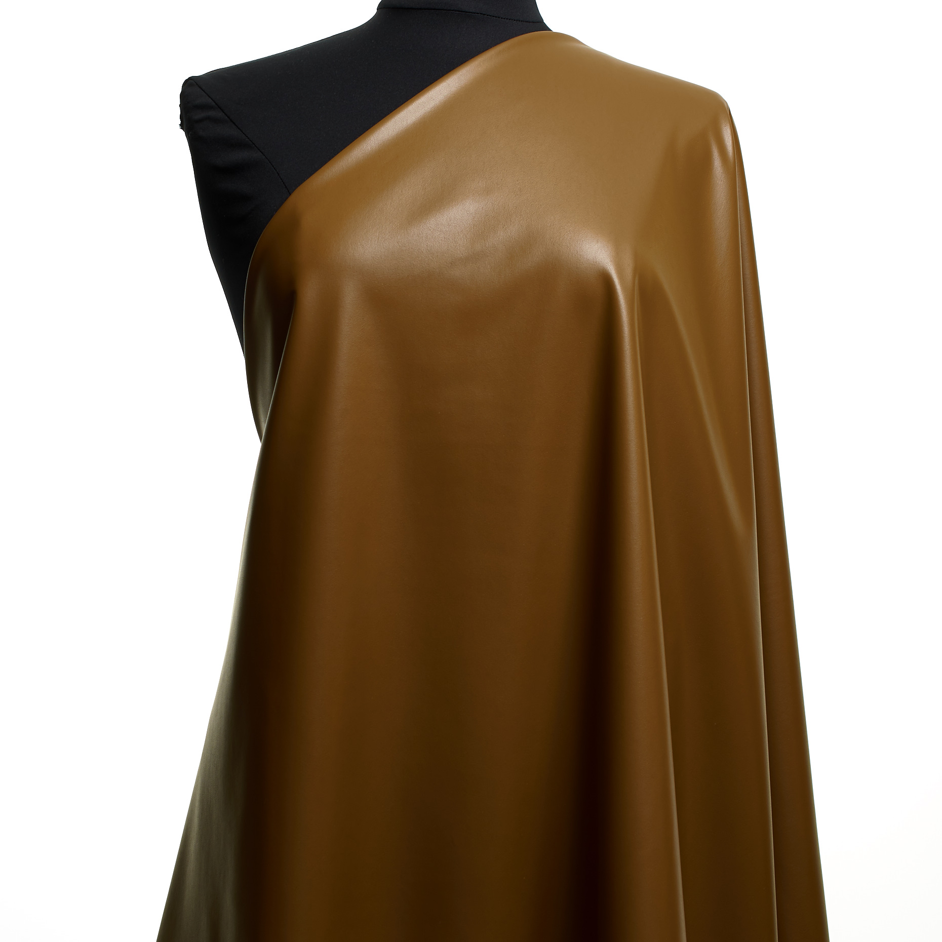 VEGAN LEATHER, TOFFEE (F000047088) - Mannequin