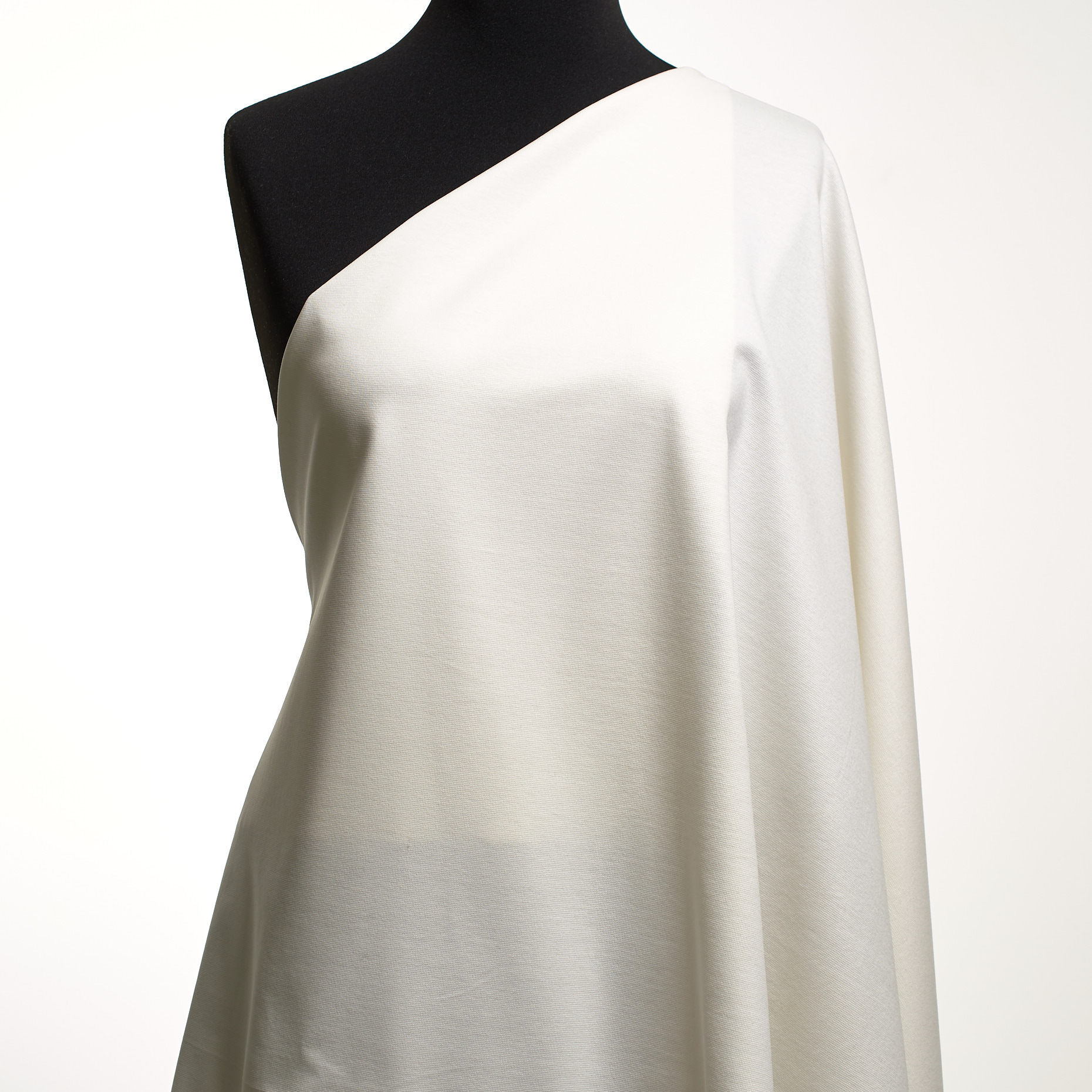JERSEY, COTTON, ELASTIC, SNOW WHITE (F000048953) - Mannequin