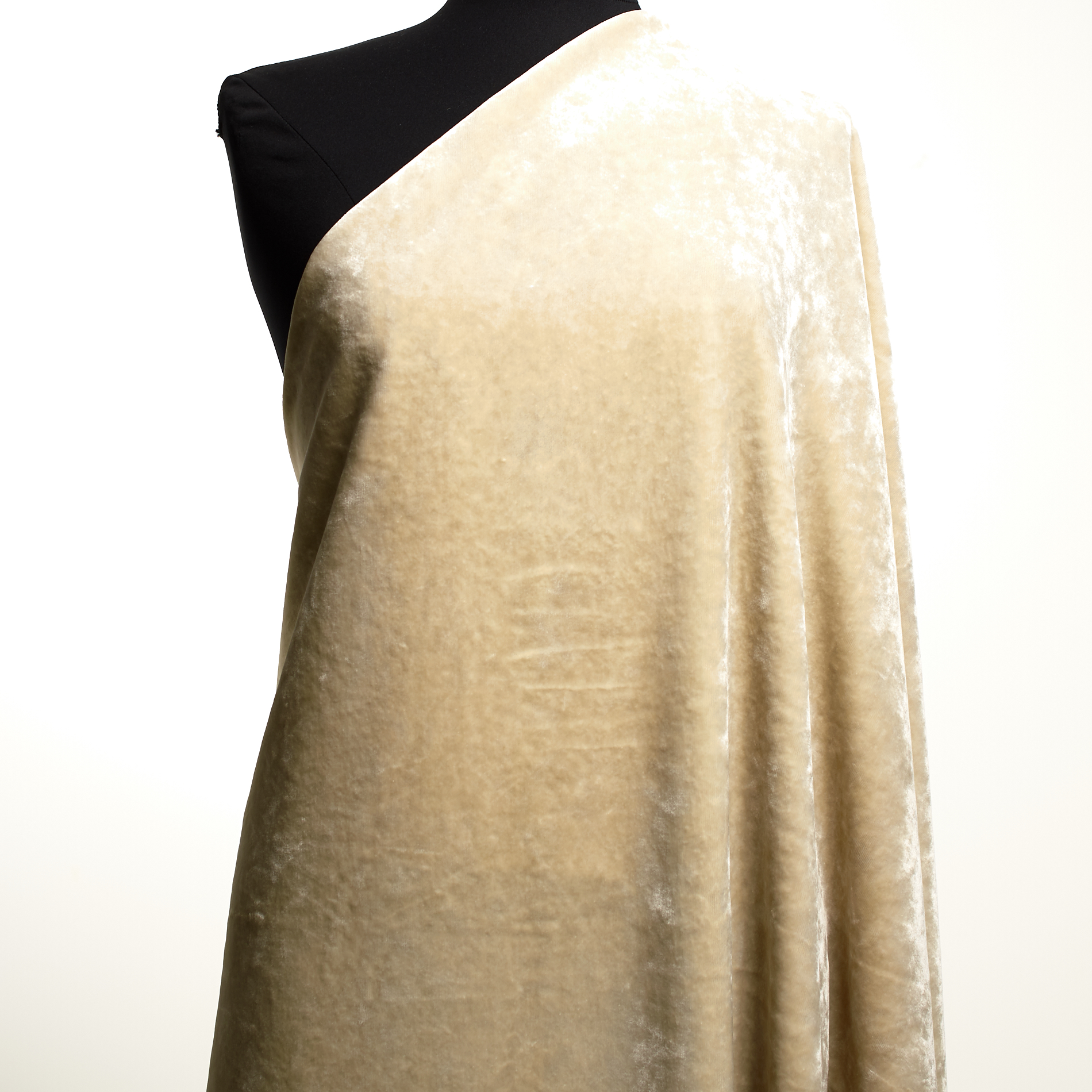 VELVET, VISCOSE, BEACH (C0002220) - Mannequin