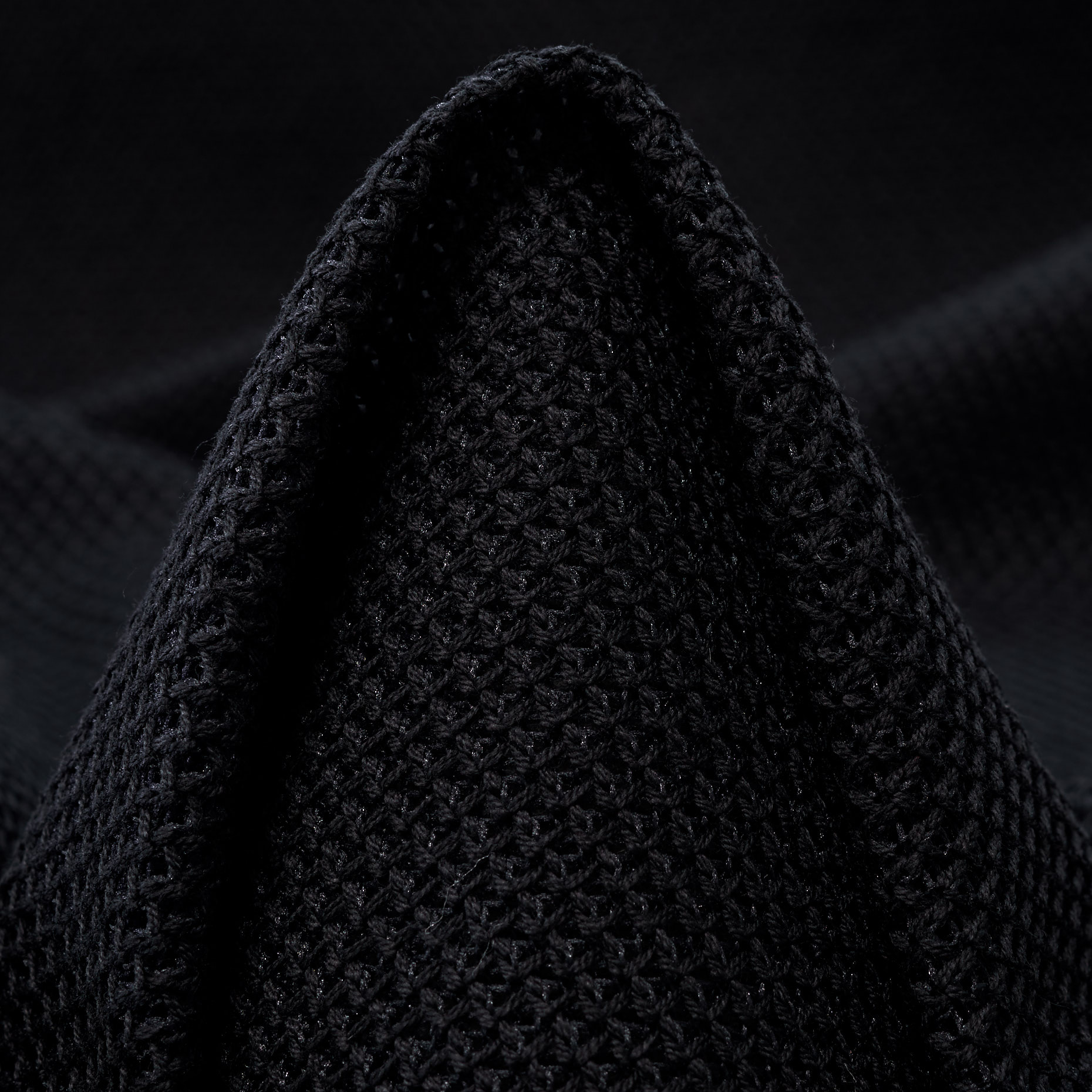 MESH, COTTON, RAVEN BLACK (F000046207)