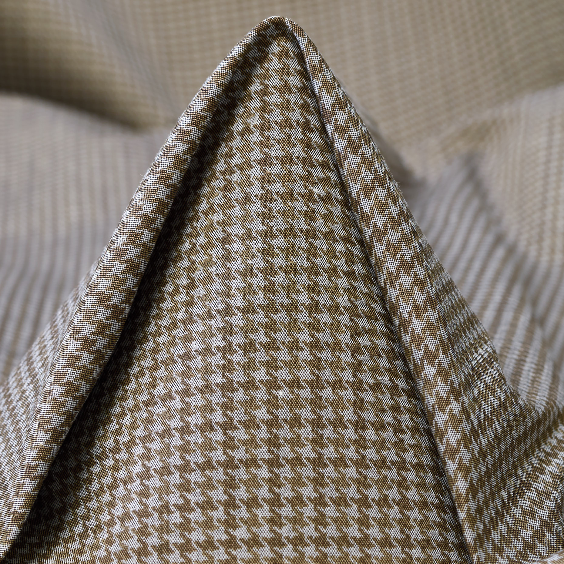 COTTON, HOUNDSTOOTH, ELASTIC, LIGHT TAUPE (F000044820)