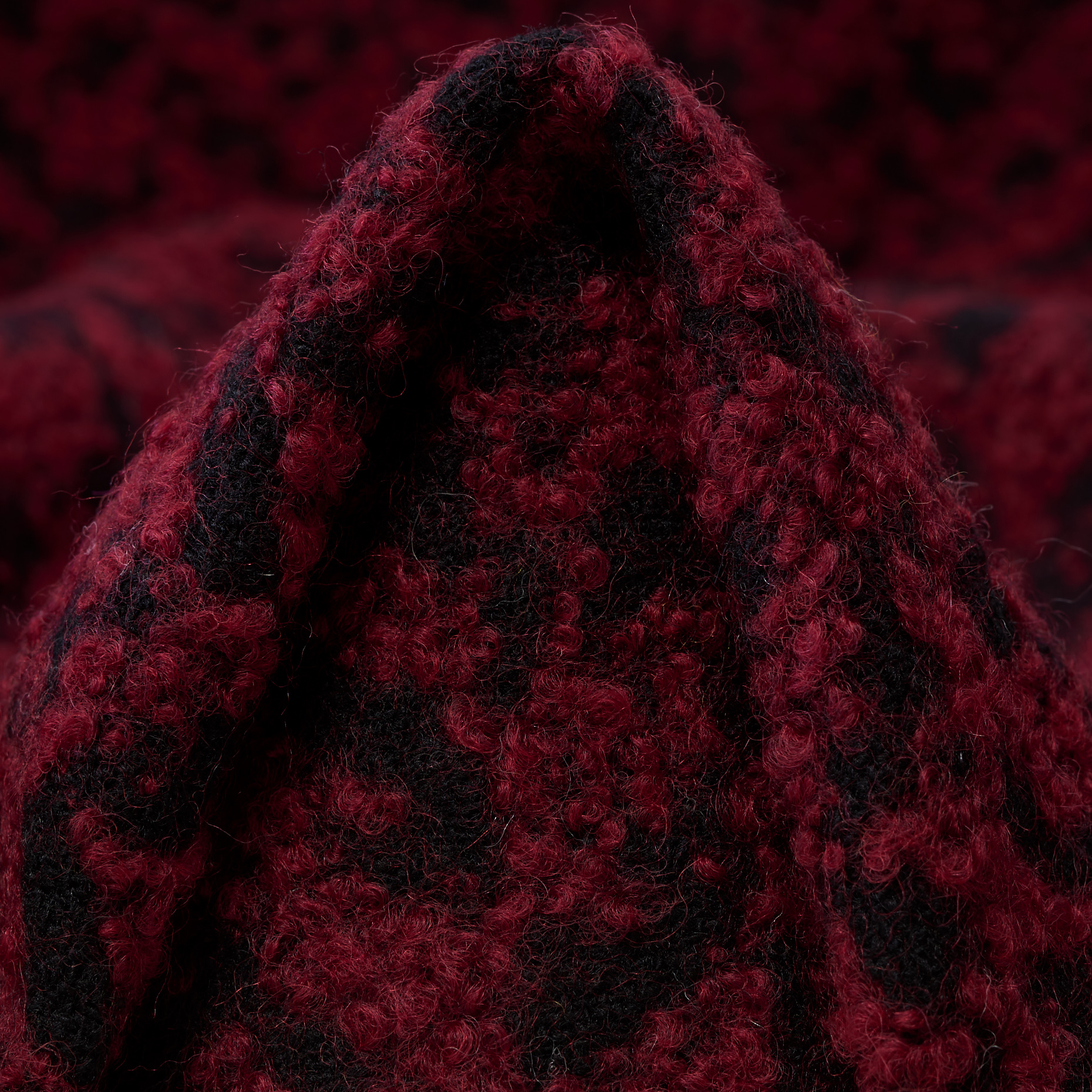 JACQUARD, WOOL, RAVEN BLACK&MERLOT (F000034109)