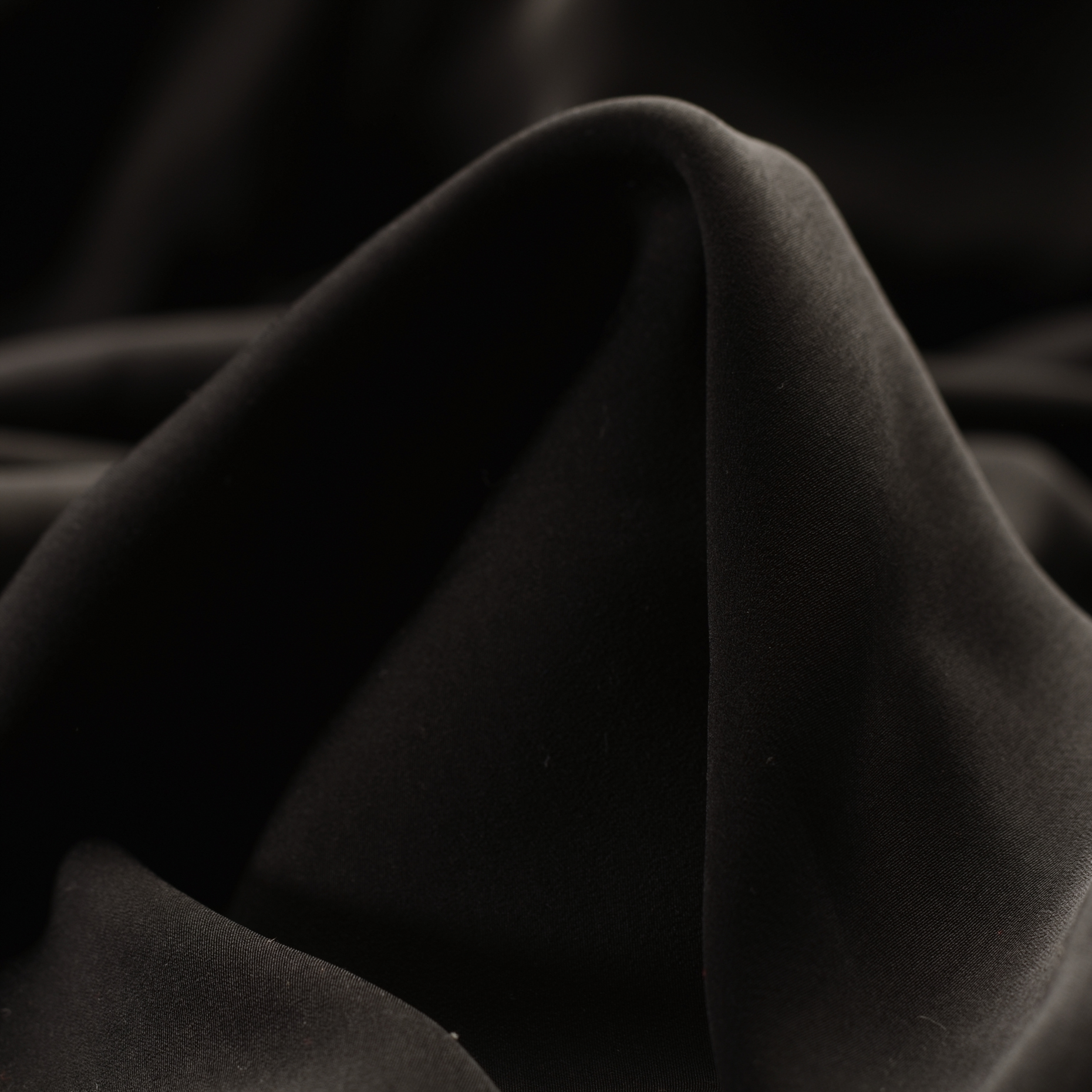 Efekt jedwabiu, Raven Black (F000018378)