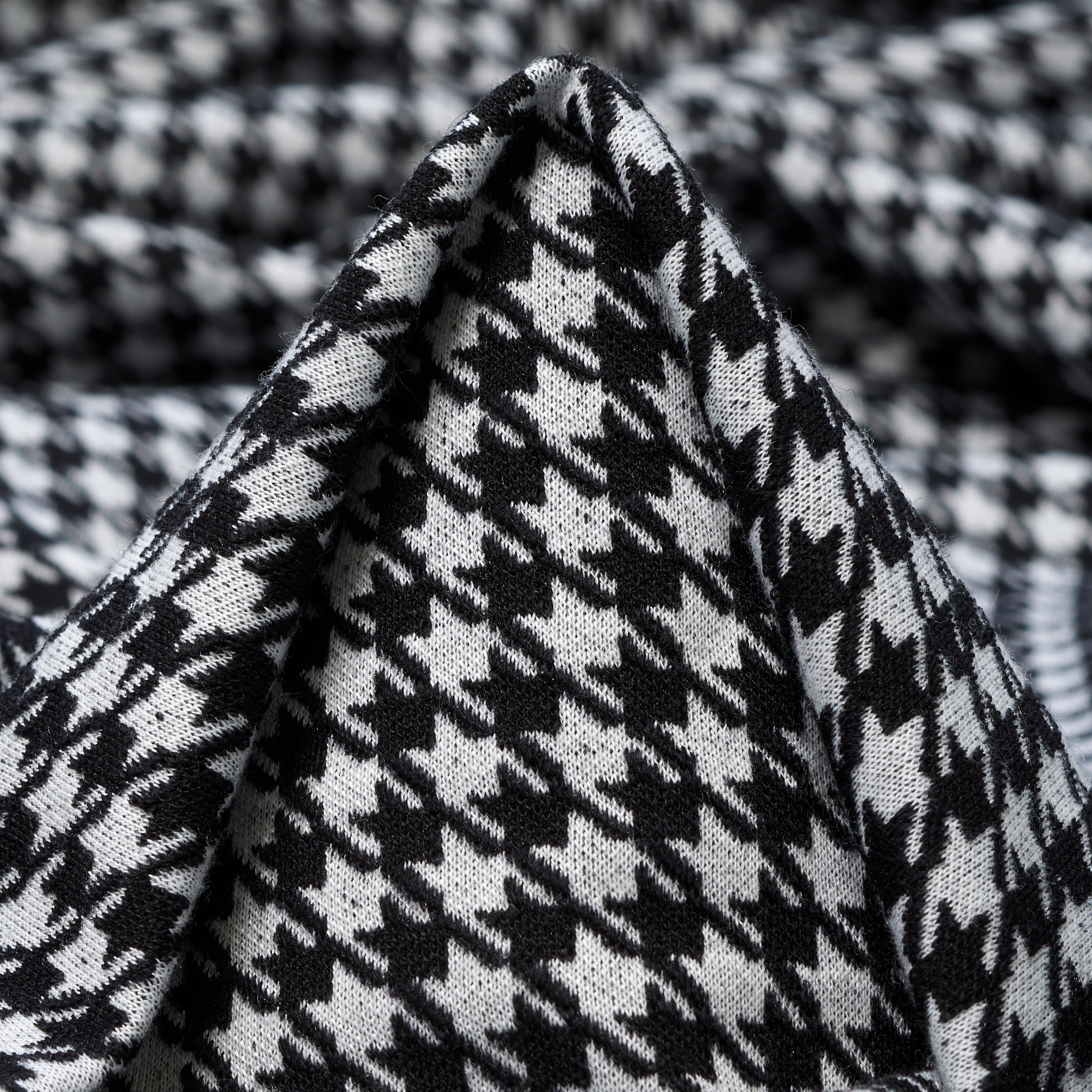 JERSEY, JACQUARD, WOOL BLEND, RAVEN BLACK&BRILLIANT WHITE (F000041587)