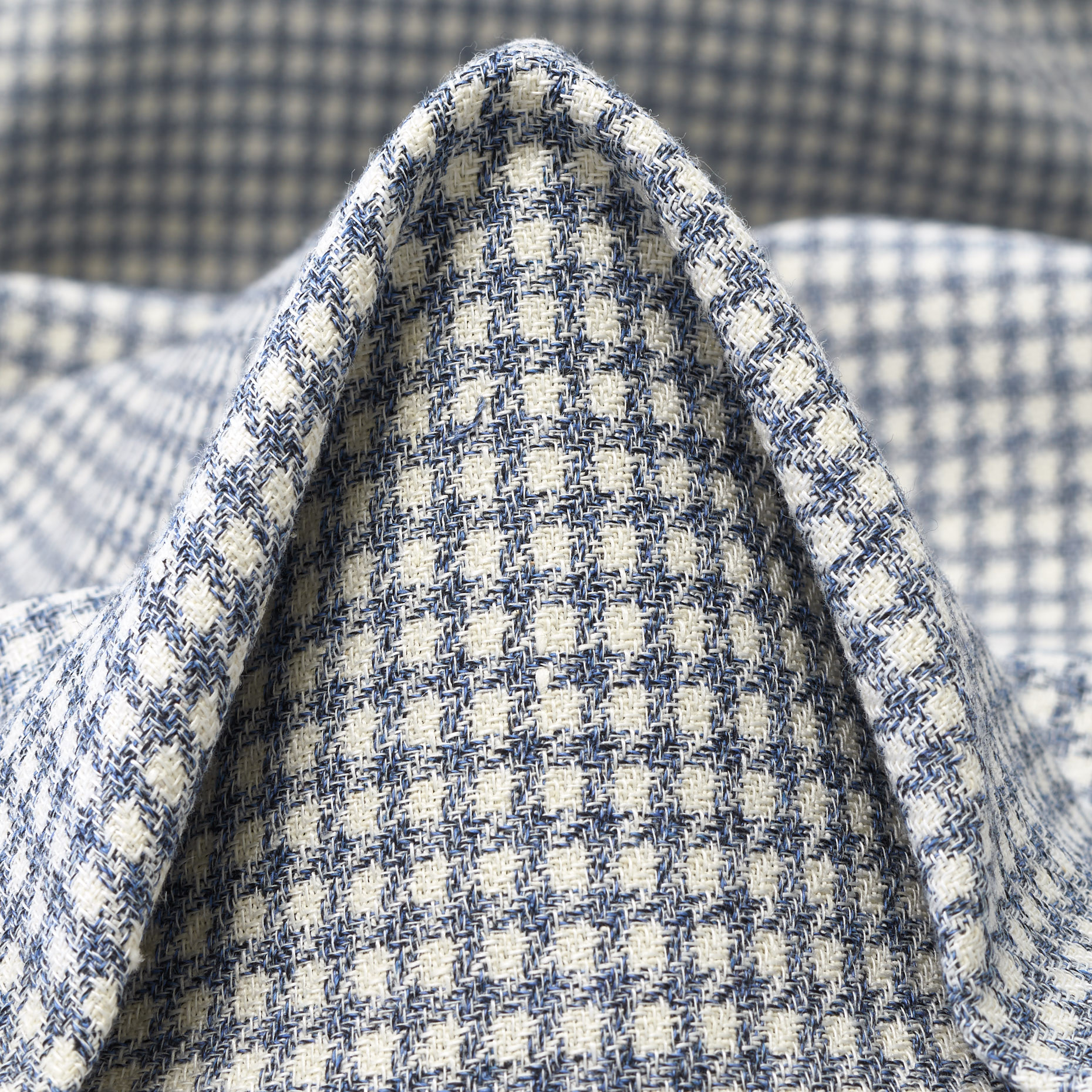 COTTON, LINEN, MICRO DESIGN, BLUE INDIGO&BRILLIANT WHITE (F000044839)