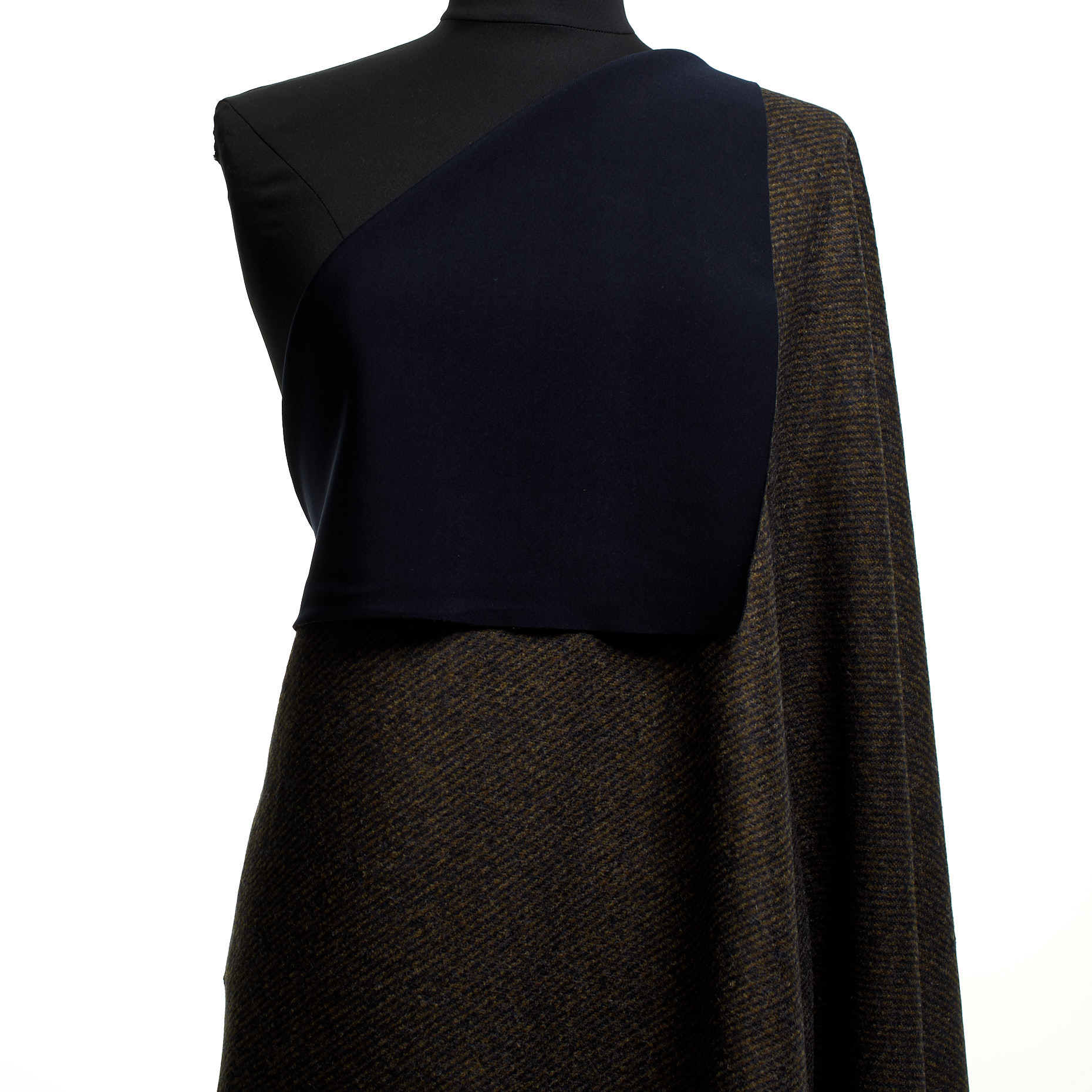 Jersey, Double, Mieszanka wełny, Crocodile&Parisian Night (F000044390) - Manekin