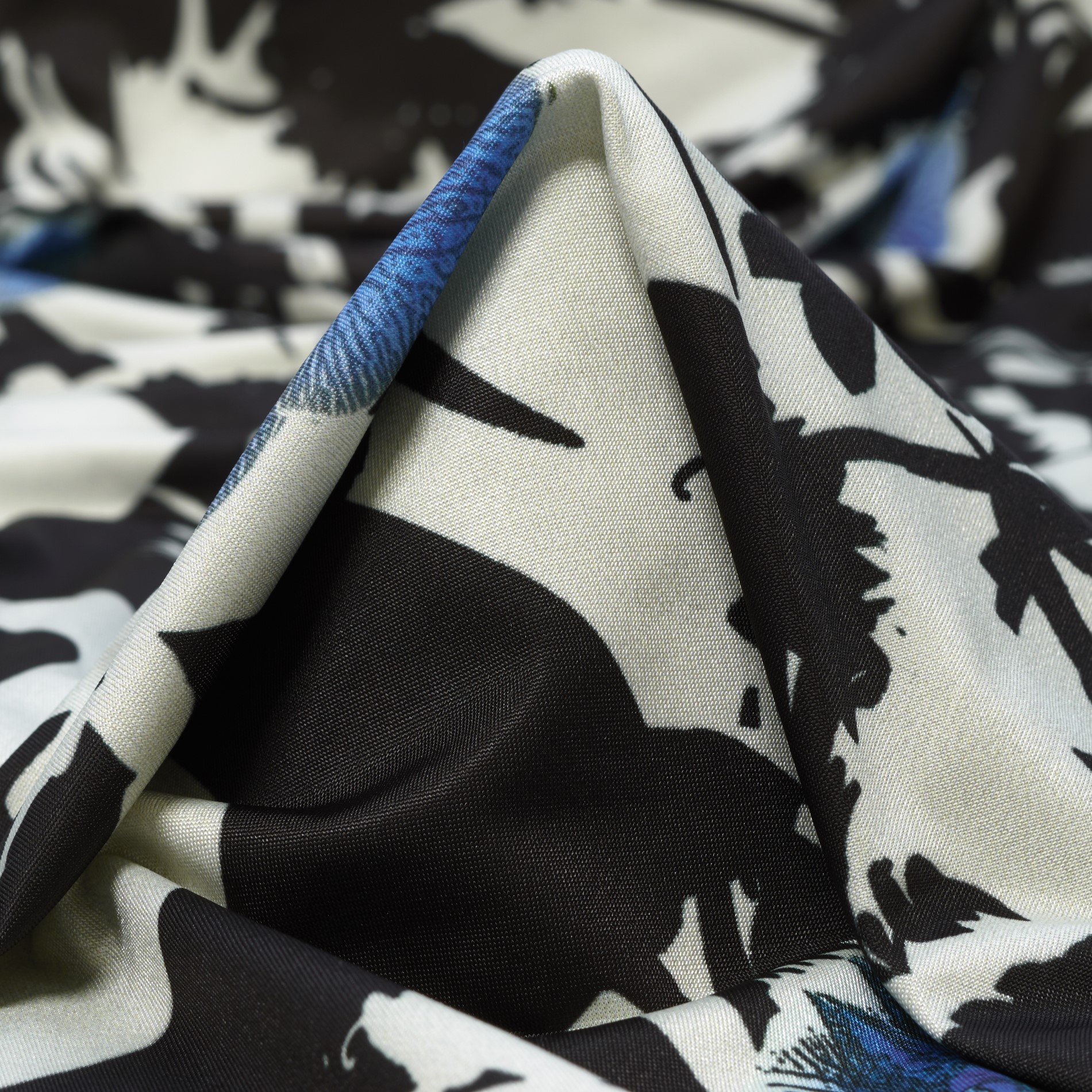 SINGLE JERSEY, PRINTED, ATOMIC BLUE&SNOW WHITE (F000031397)