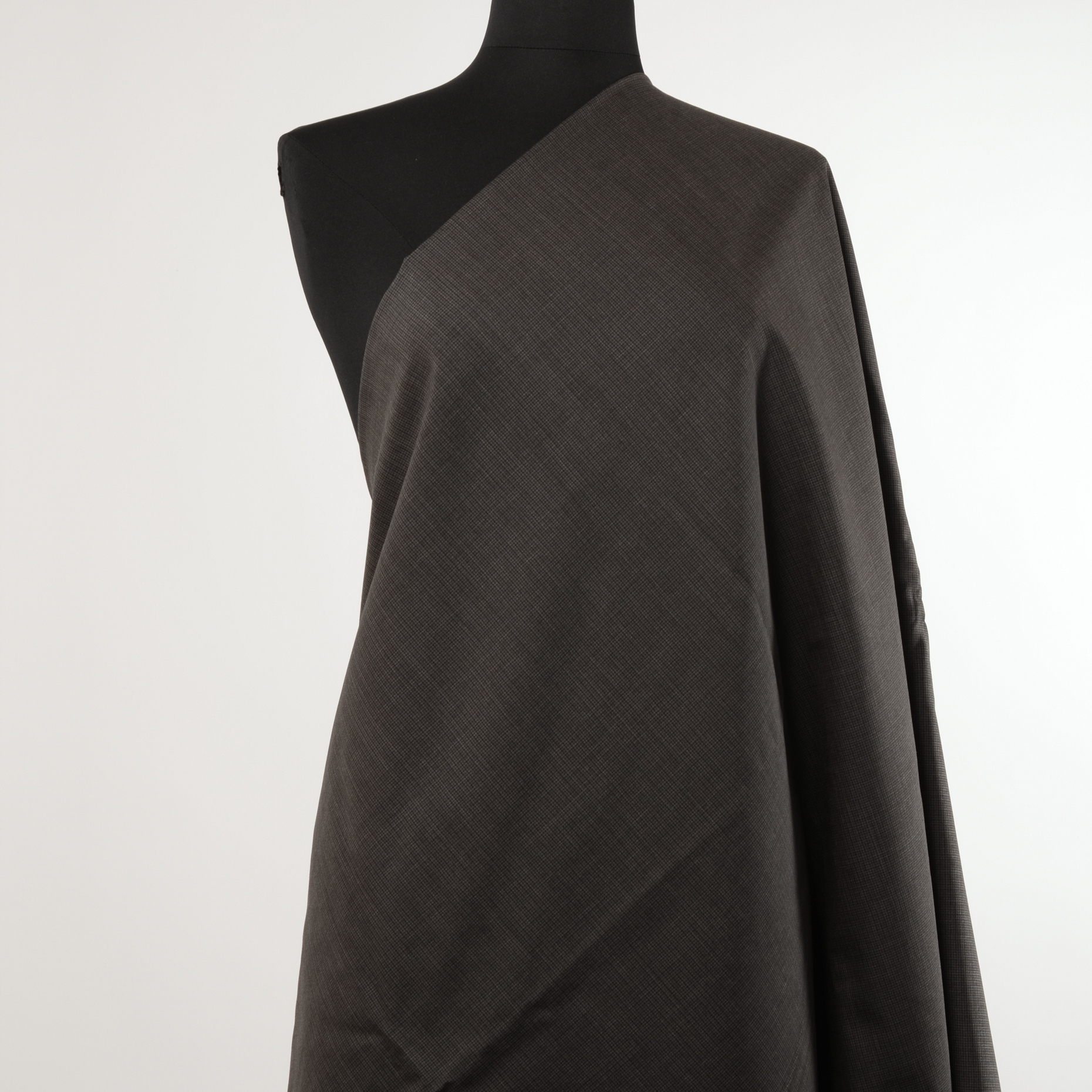 COOL WOOL, VIRGIN WOOL, MICRO DESIGN, COFFEE QUARTZ (F000013683) - Mannequin