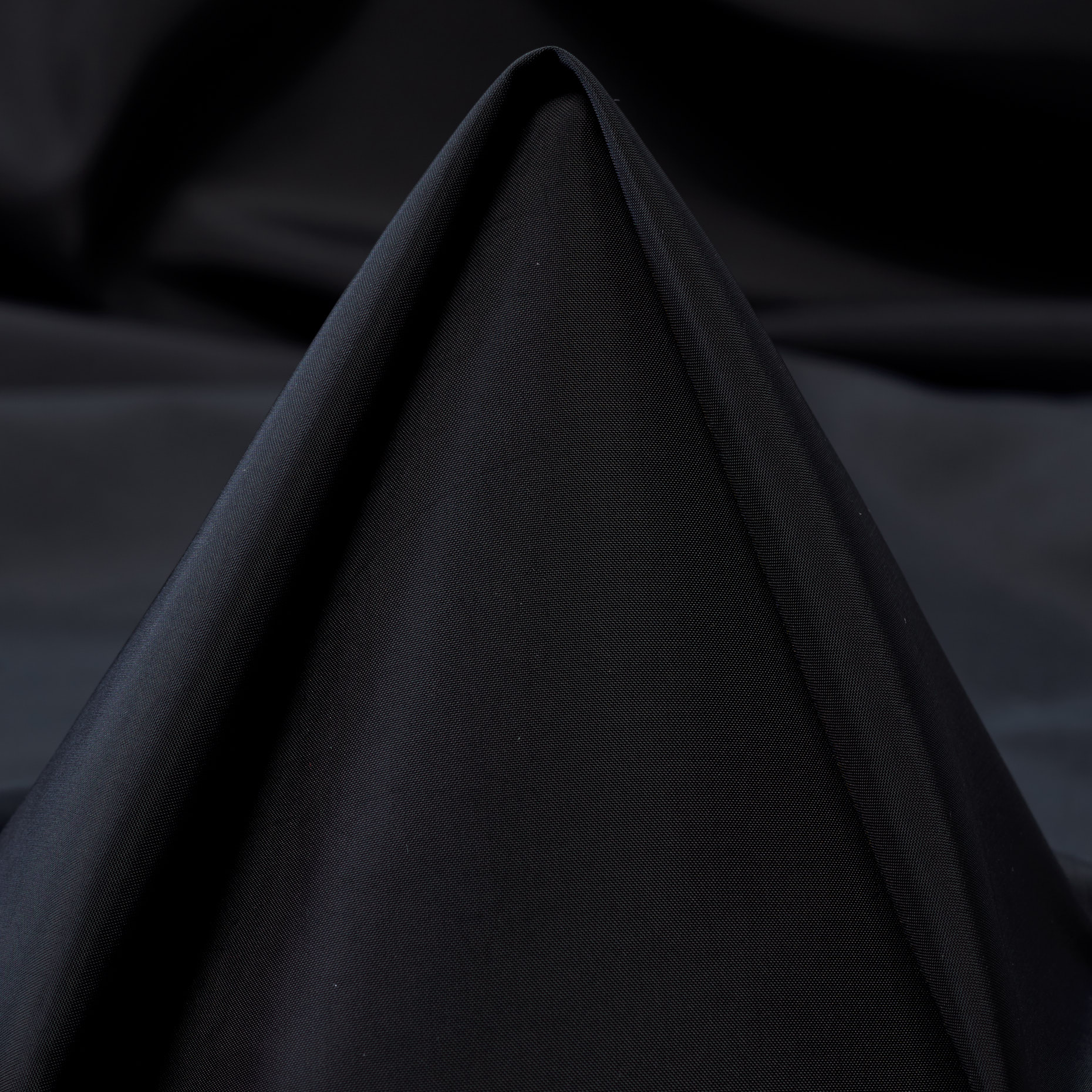 OUTDOOR, RAVEN BLACK