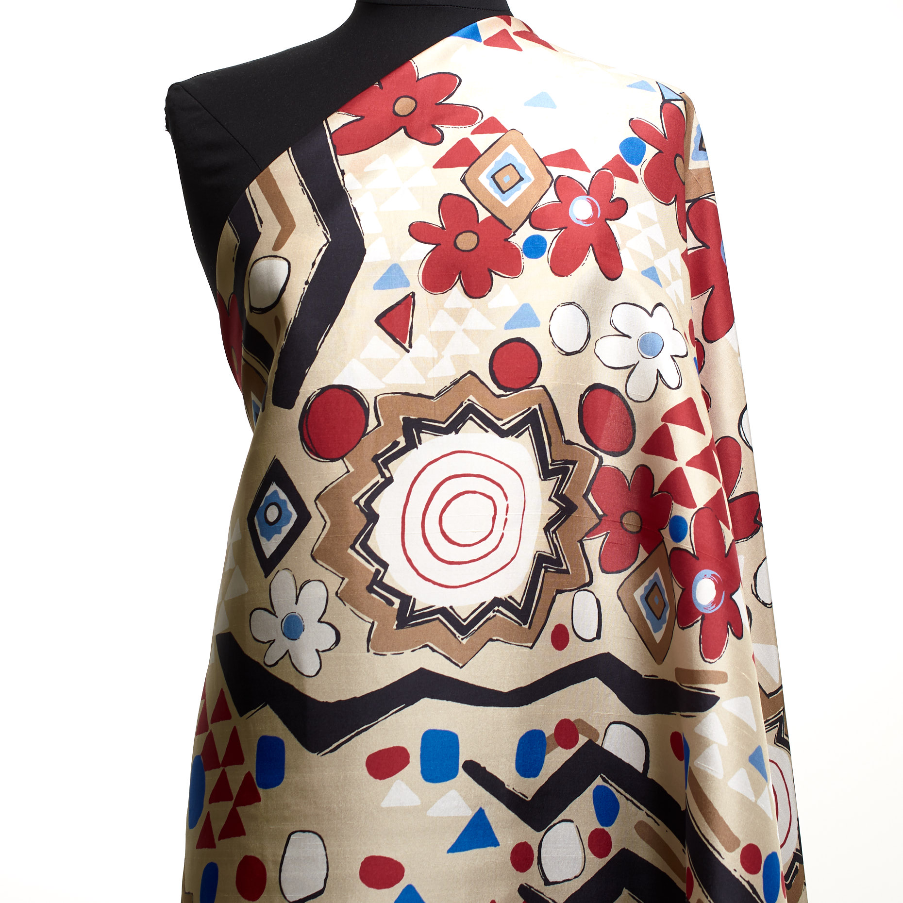 SILK, PRINTED, CHERRY RED (F000037455) - Mannequin