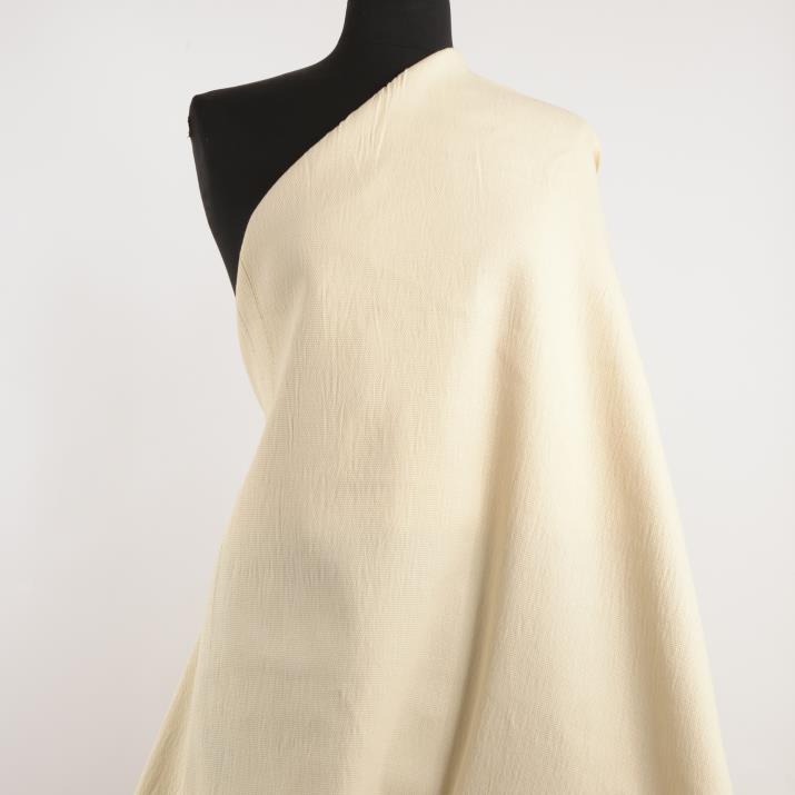 PIQUÉ, COTTON, BONE WHITE (F000029009) - Mannequin