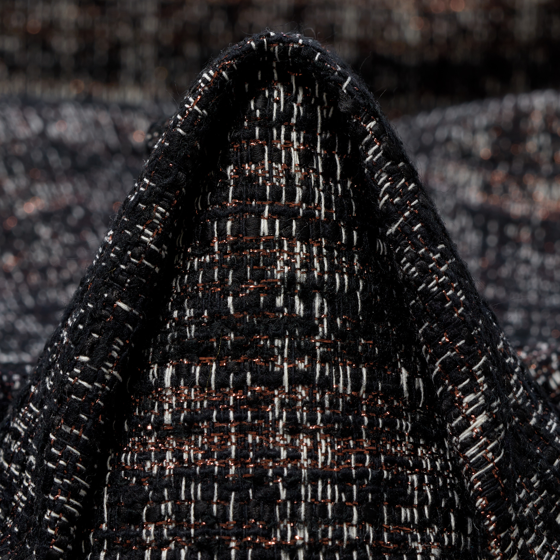 CHANEL, COTTON, LUREX, RAVEN BLACK&PALE GOLD (F000049052)