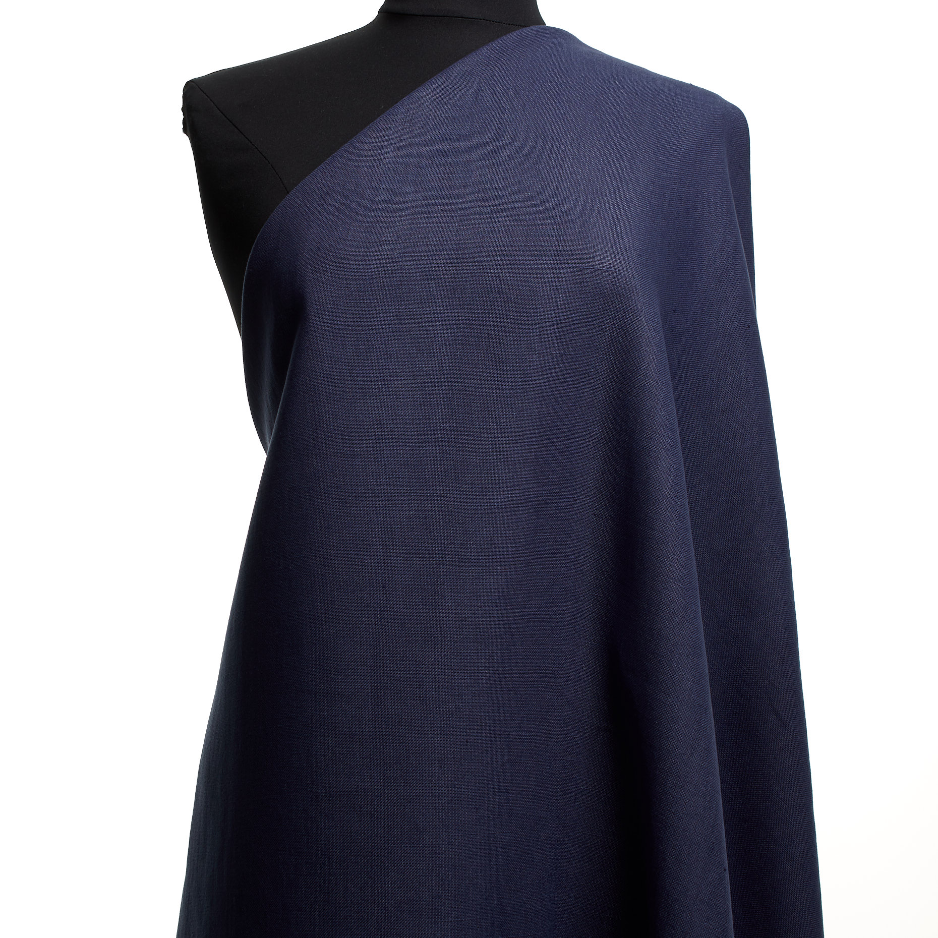 LINEN, NAVY PEONY (C0003520) - Mannequin
