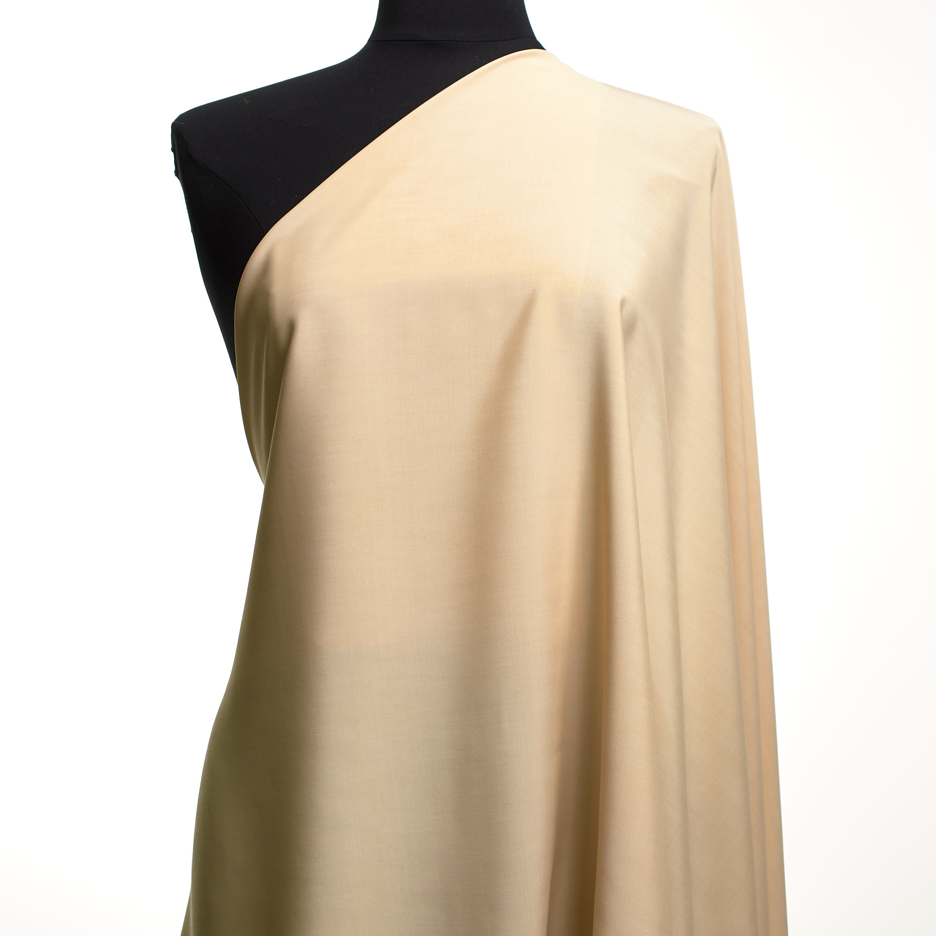 VISCOSE, PEARLED IVORY (F000048454) - Mannequin