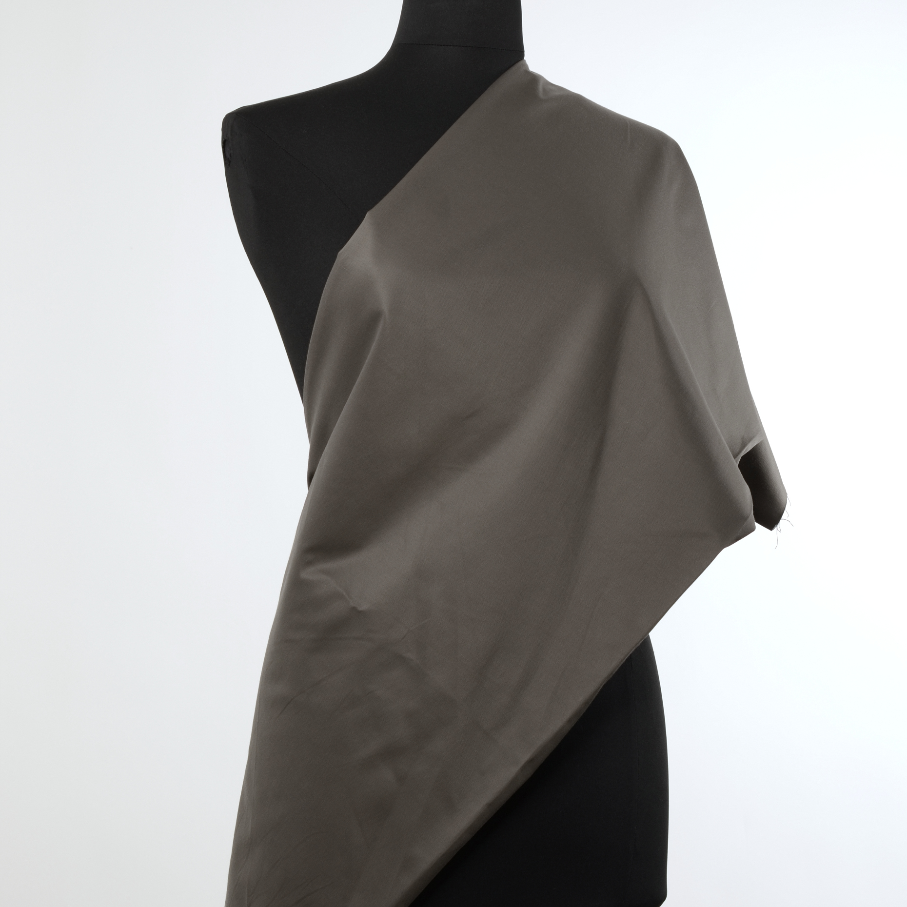 TWILL, COTTON, ELASTIC, FALLEN ROCK (F000012977) - Mannequin