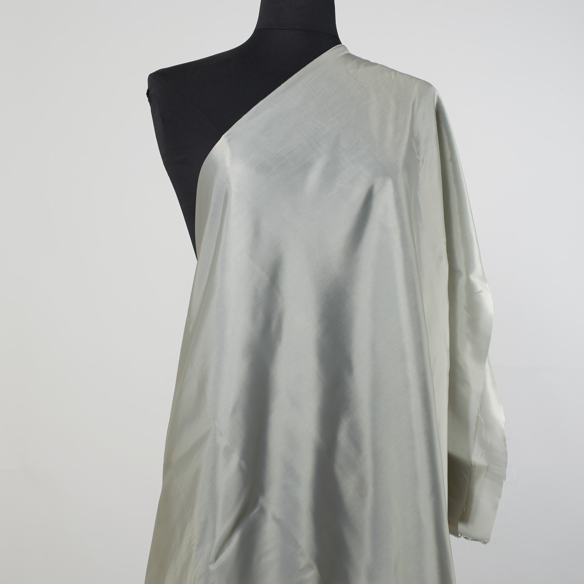 Cupro, Doublure, Fog (F000021391) - Mannequin