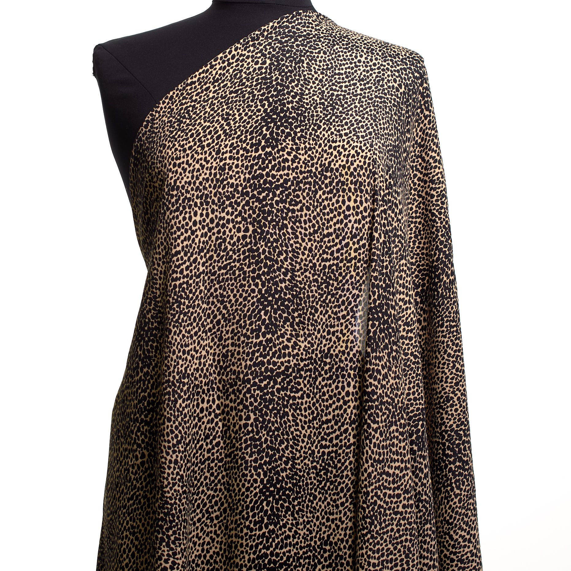 Креп, Вискоза, Принт, Almond Peach&Raven Black (F000040082) - Манекен