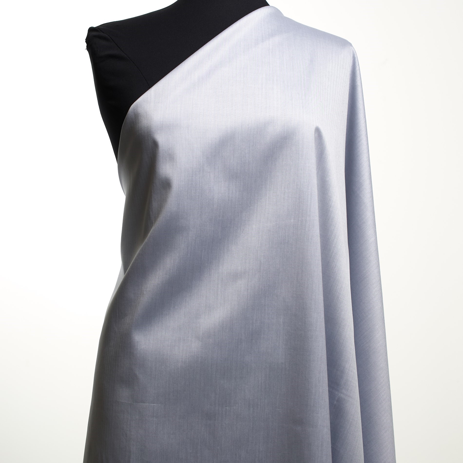 COTTON, MICRO DESIGN, CLOUDY SKY (F000033644) - Mannequin