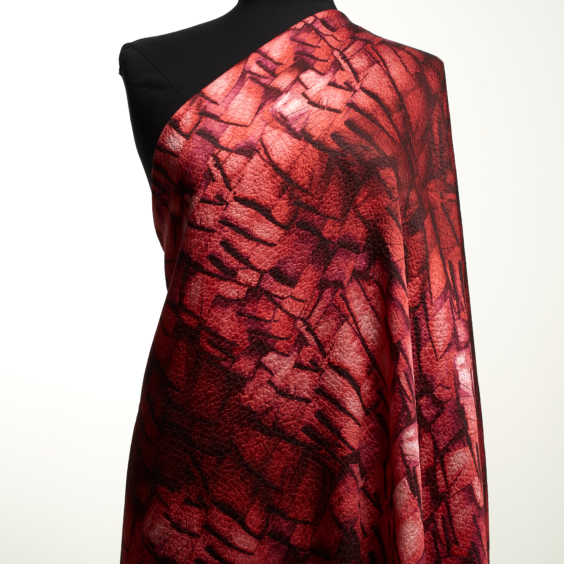 VIRGIN WOOL, PRINTED, SHELL PINK (F000005373) - Mannequin