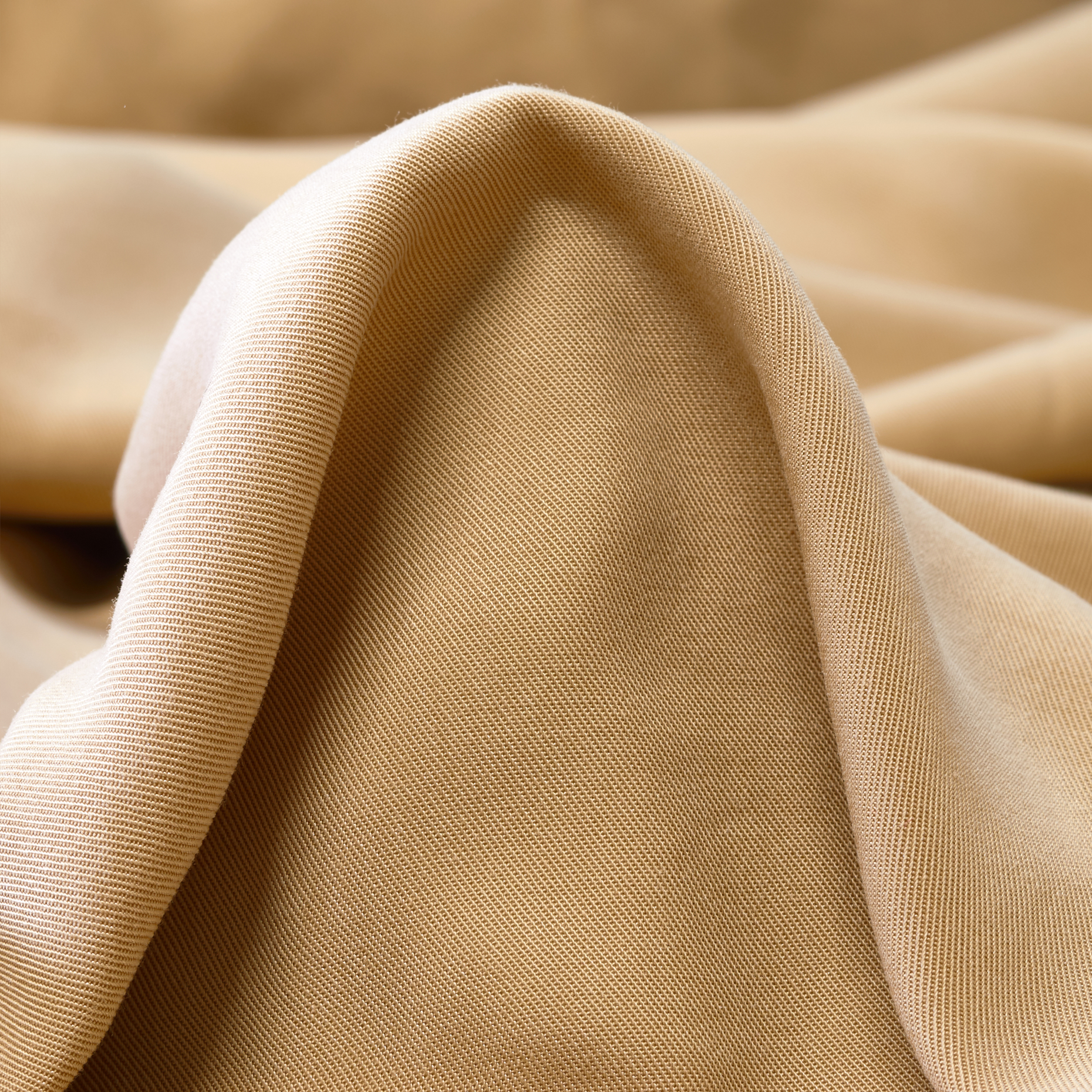 TENCEL, TWILL, WARM SAND (P2-0001870)