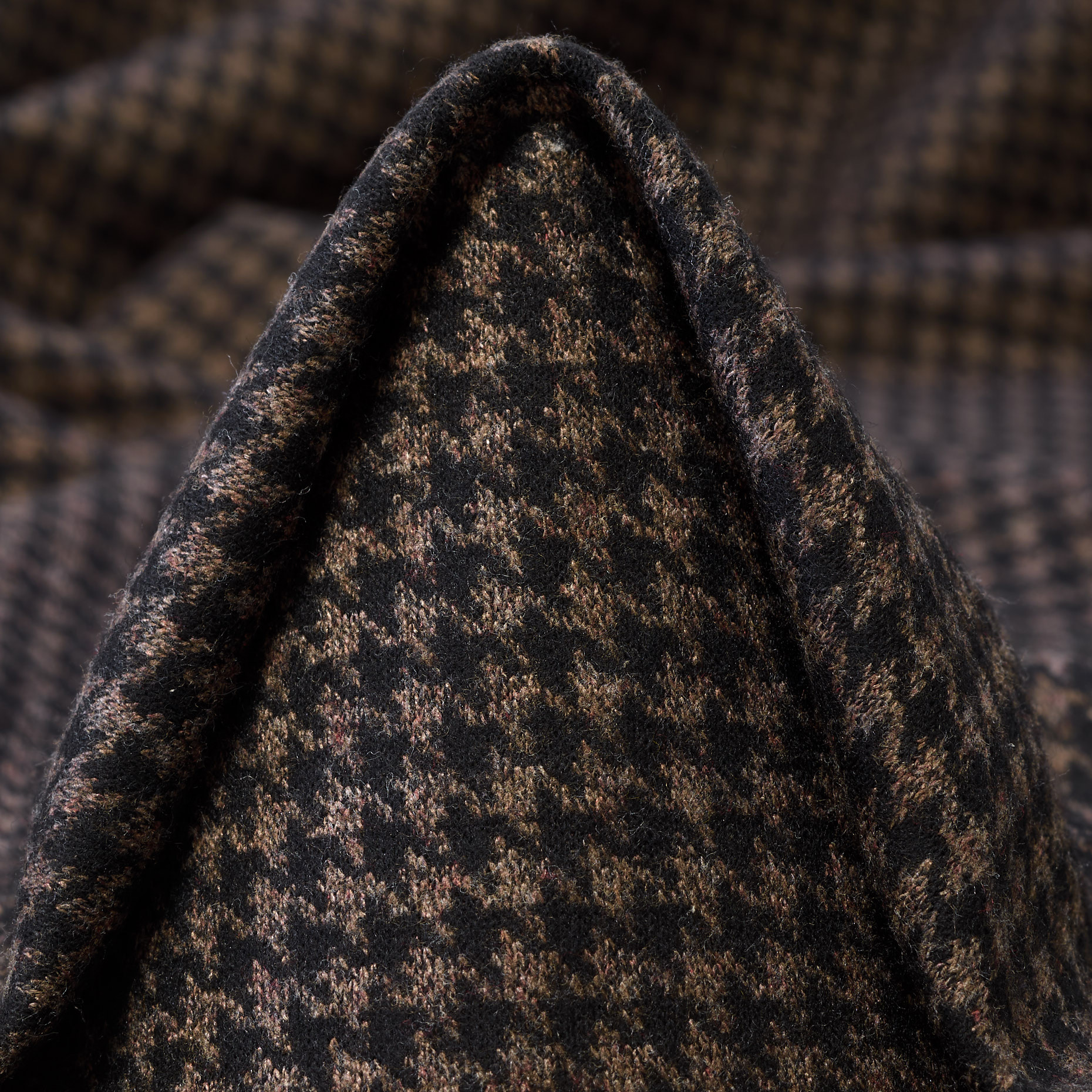 Jersey, Jacquard, Misto Viscosa, Toffee&Raven Black (F000044876)