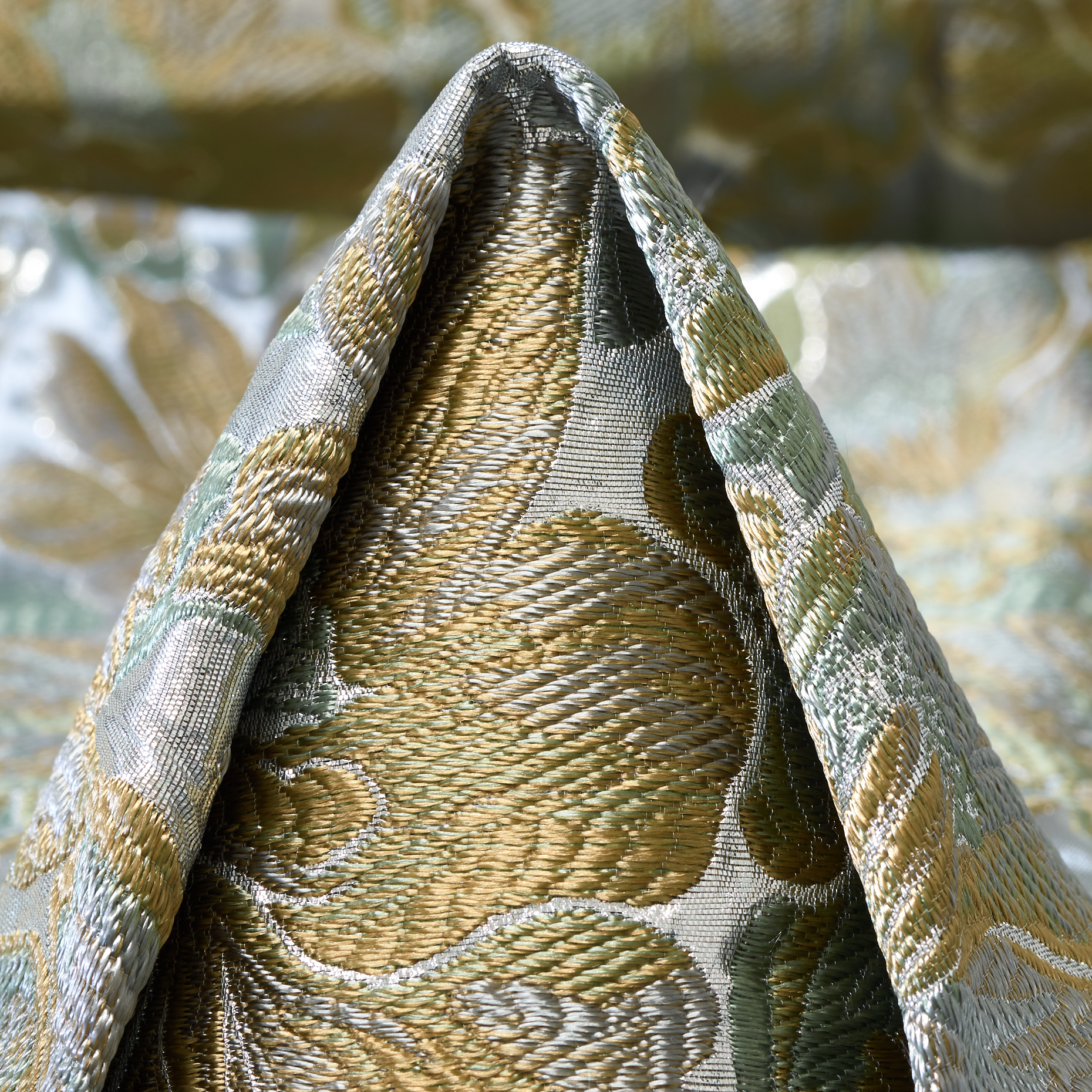 JACQUARD, ACETATE, TONE ON TONE, SILVER&BURNT OLIVE (P000004980)