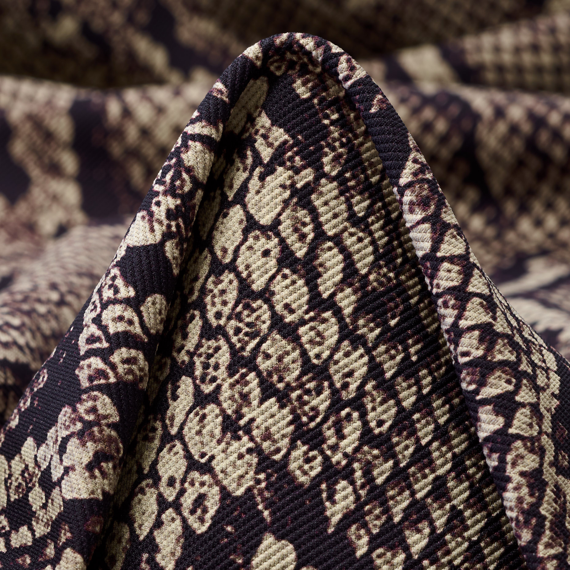 JERSEY, PRINTED, ANIMAL, VINTAGE KHAKI&DEEP PURPLE (F000043105)