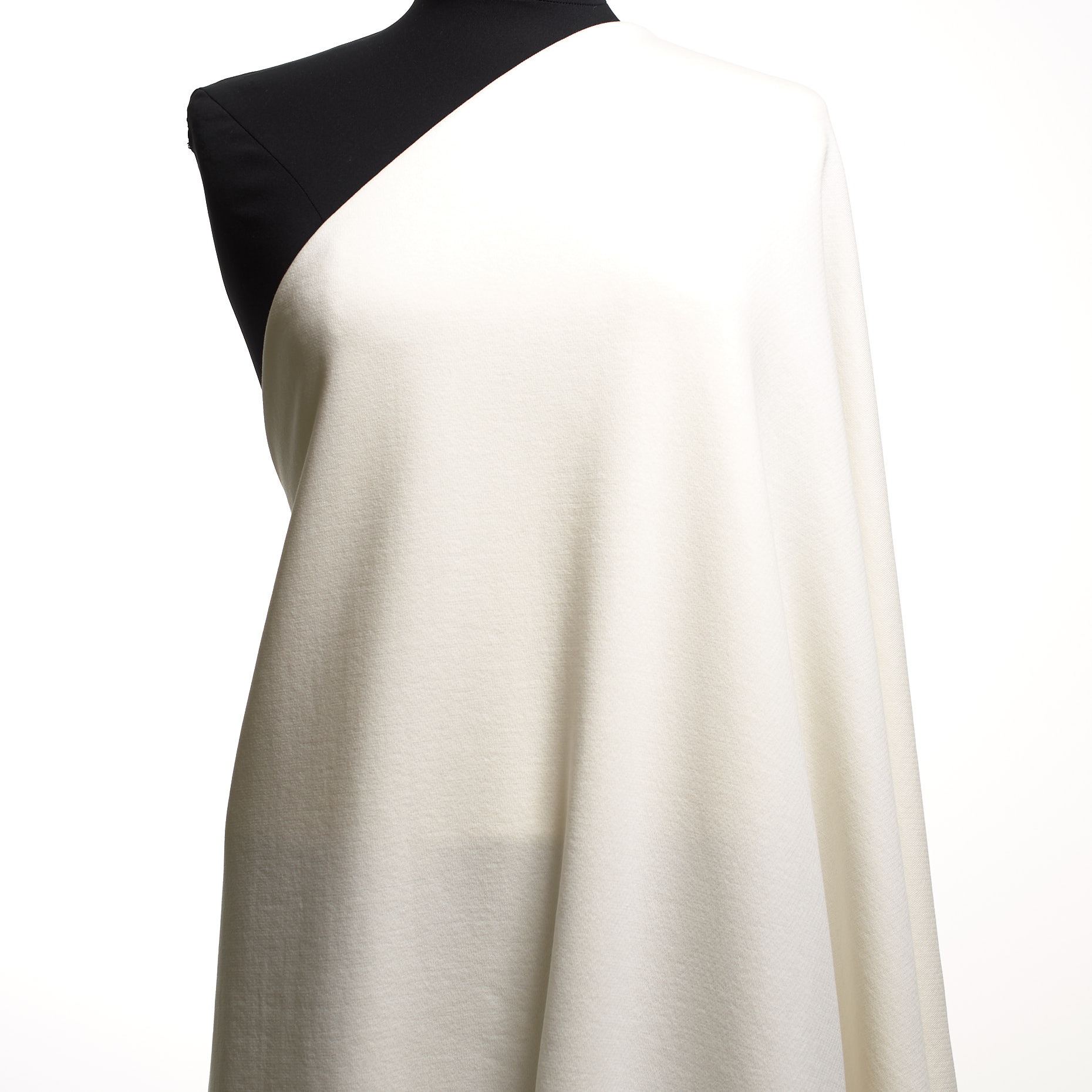 JERSEY, FRENCH TERRY, COTTON, SNOW WHITE (F000038689) - Mannequin