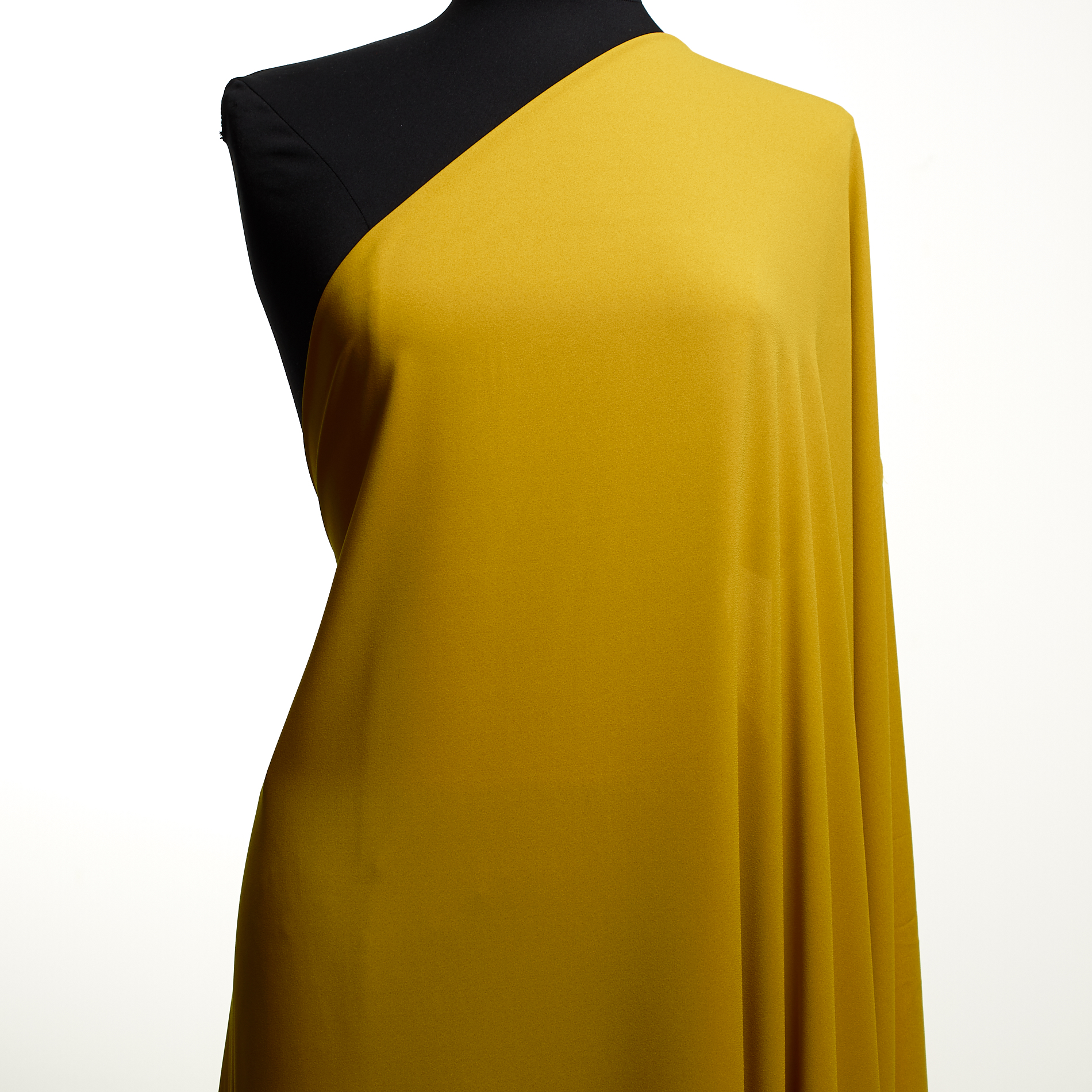 CRÊPE, ELASTIC, GOLDEN FLAKE (F000035354) - Mannequin