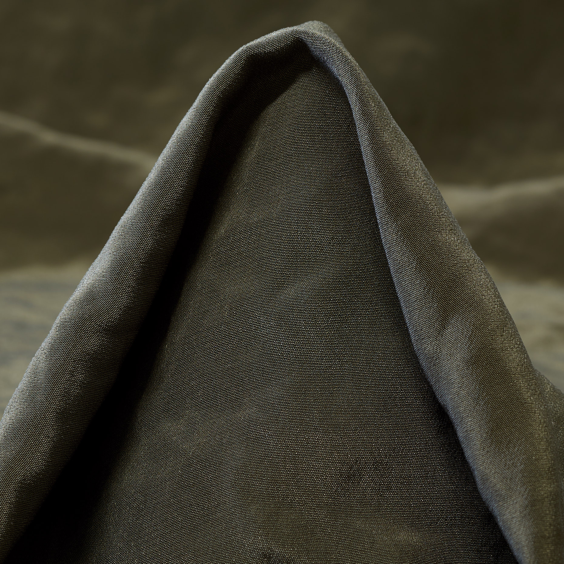 Эффект Шёлка, Dusty Olive (F000043648)