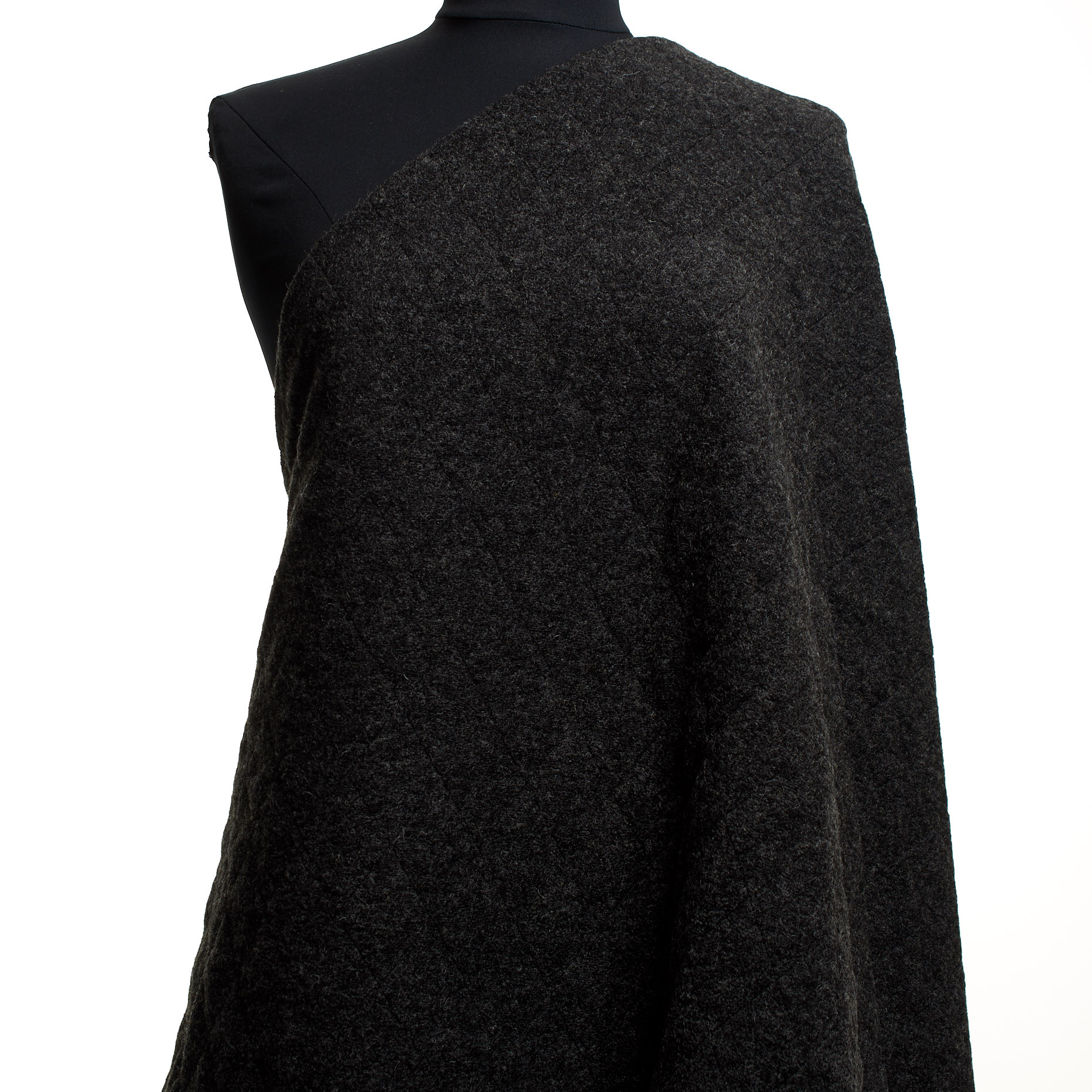 WOOL BLEND, QUILTED, MELANGE, ASPHALT (F000044663) - Mannequin