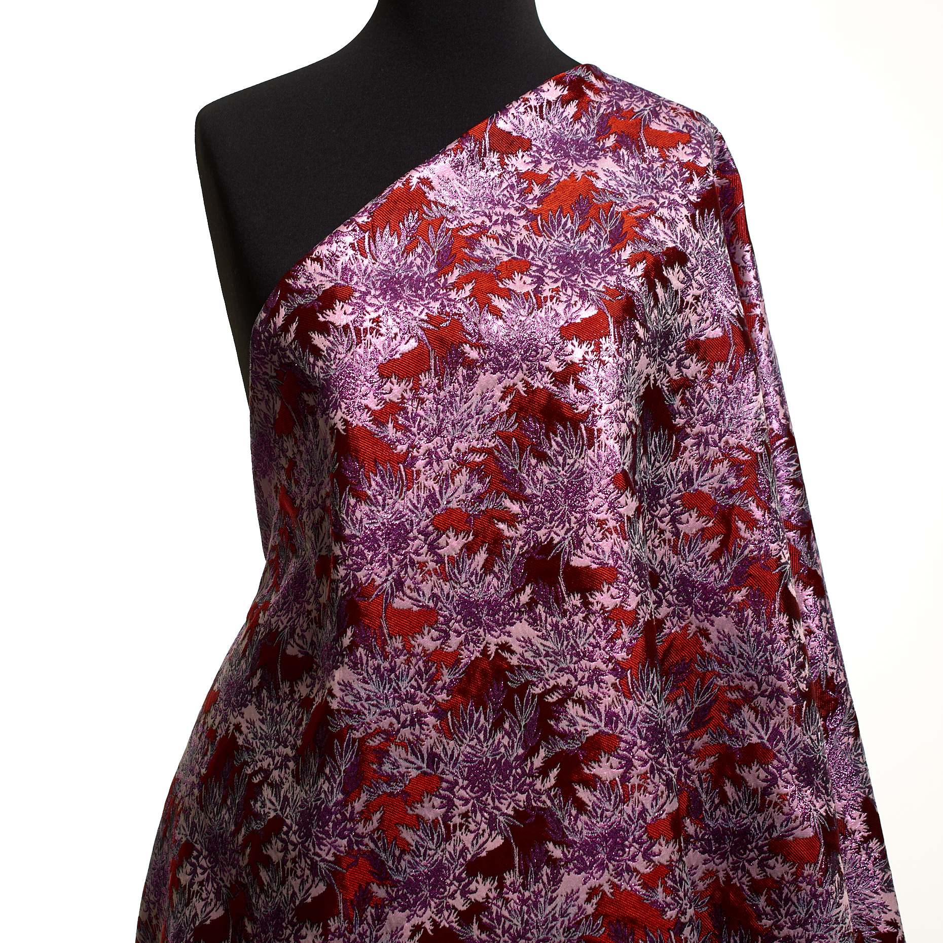 JACQUARD, ACETATE, SHIMMERING, TANGO RED&HYACINTH VIOLET (P000004680) - Mannequin