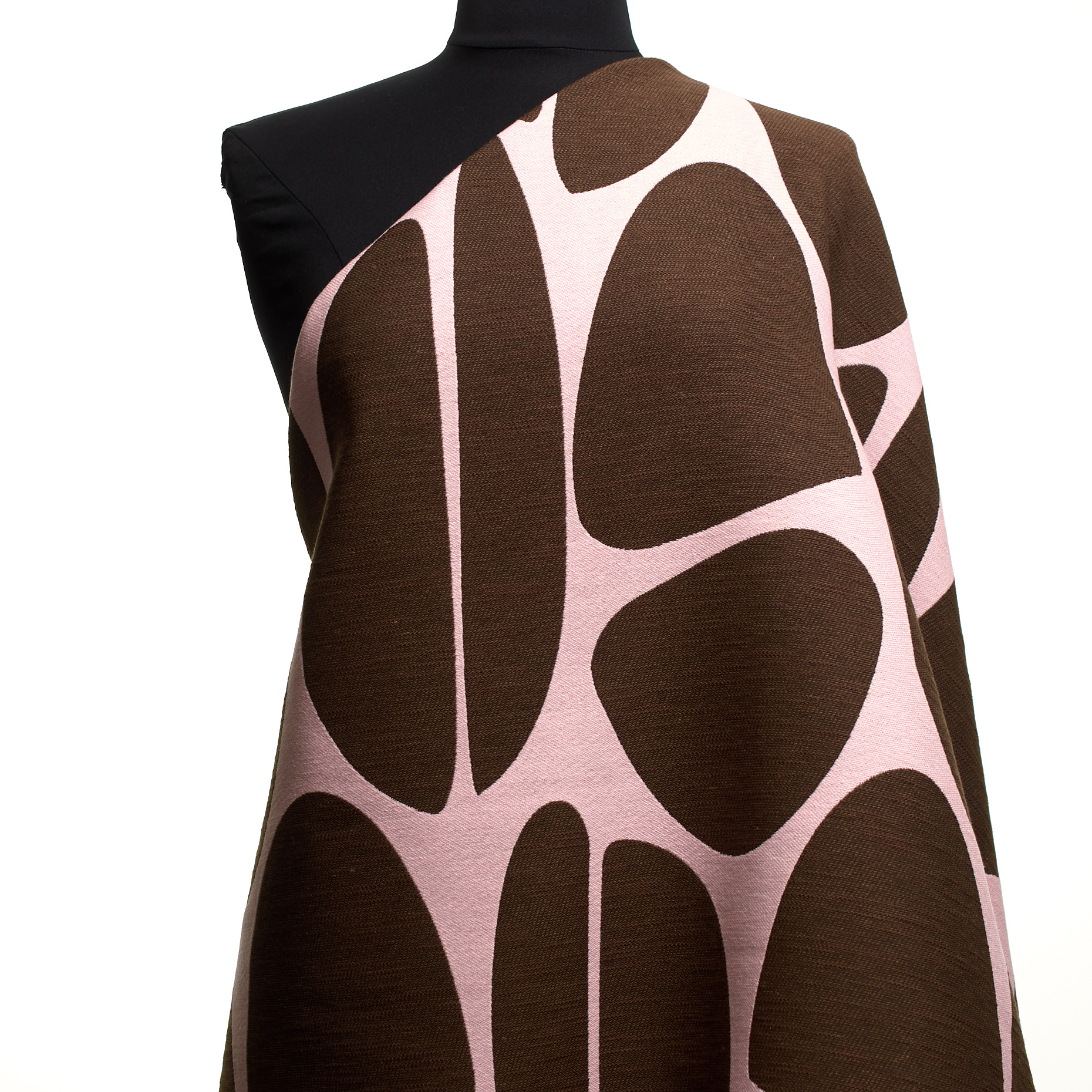 JACQUARD, COTTON, DOTS, BLUSHING BRIDE&COCOA BROWN (P000004340) - Mannequin