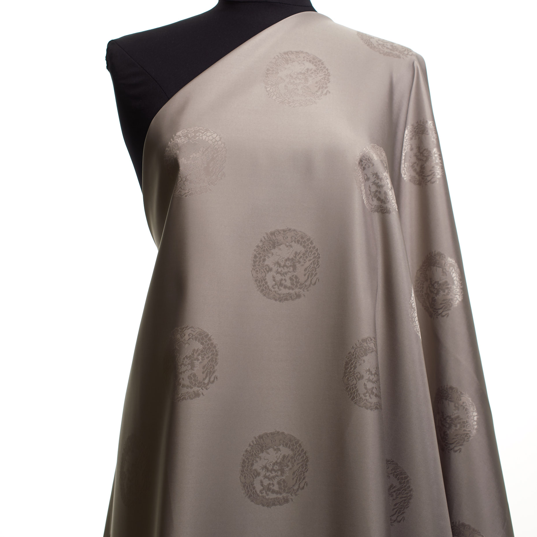 LINING, JACQUARD, ATMOSPHERE (F000041720) - Mannequin