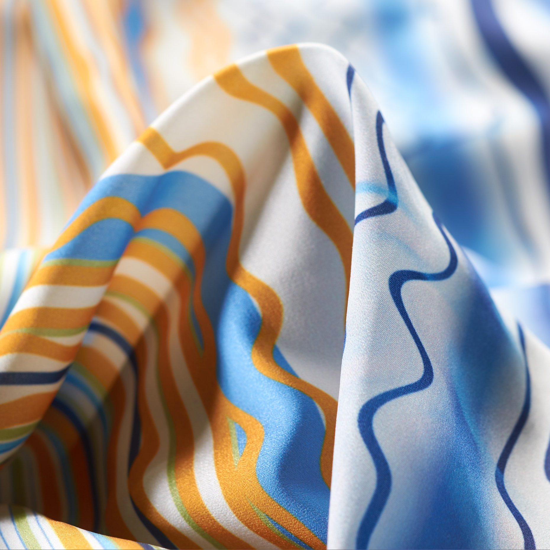 SILK EFFECT, DEEP COBALT&GOLDEN APRICOT (F000025330)