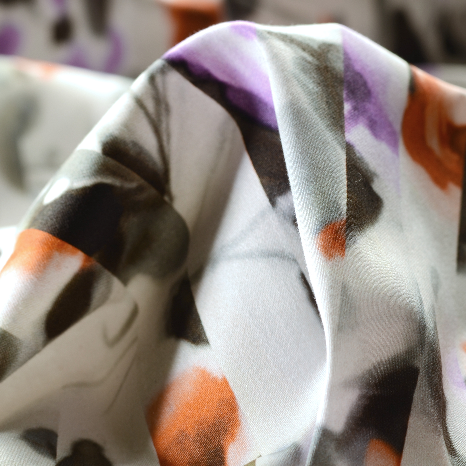 SATIN, COTTON ELASTIC, PRINTED, MANDARIN&LILAC (F000017707)