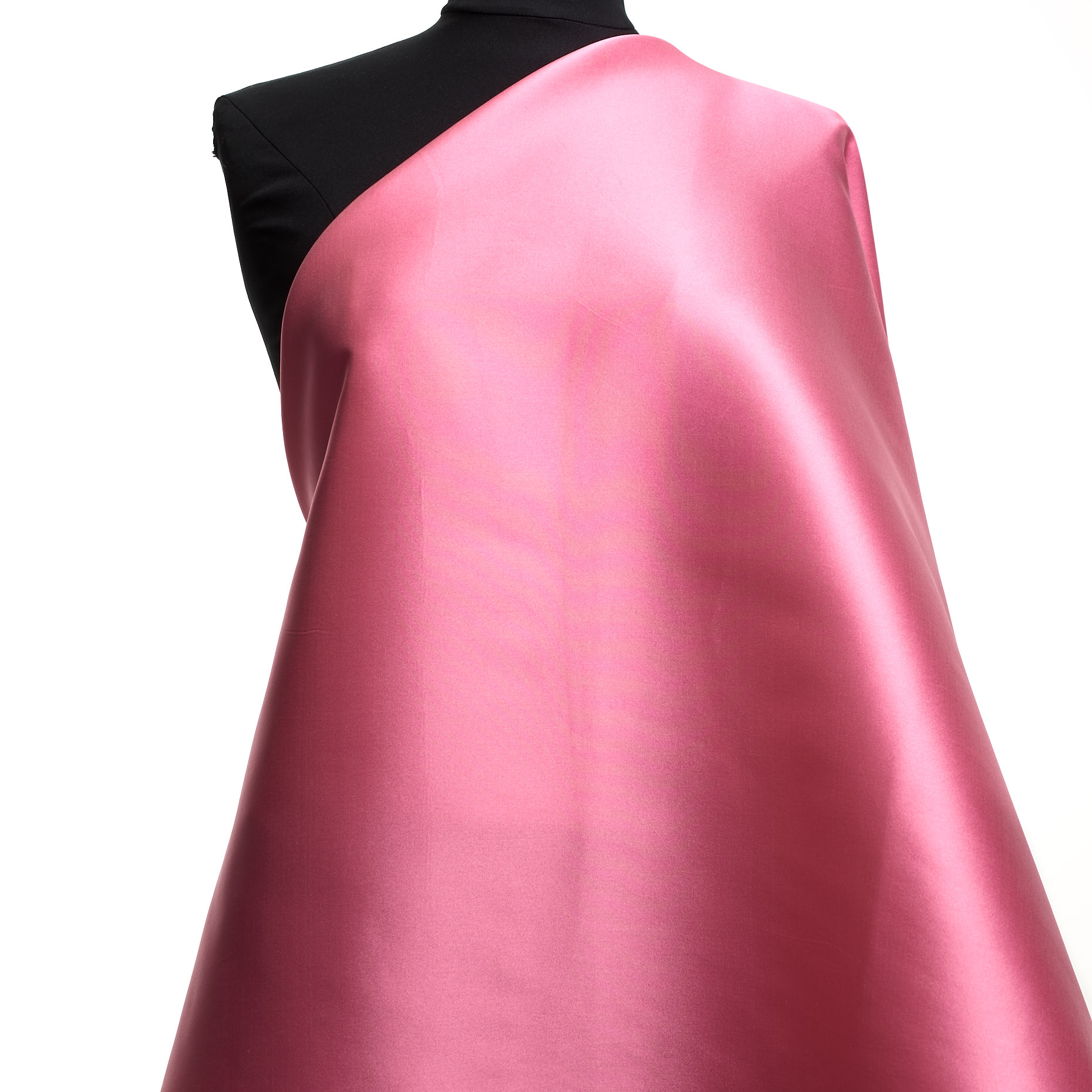 TAFFETA, SILK BLEND, SHIMMERING, AZALEA PINK (F000045754) - Mannequin