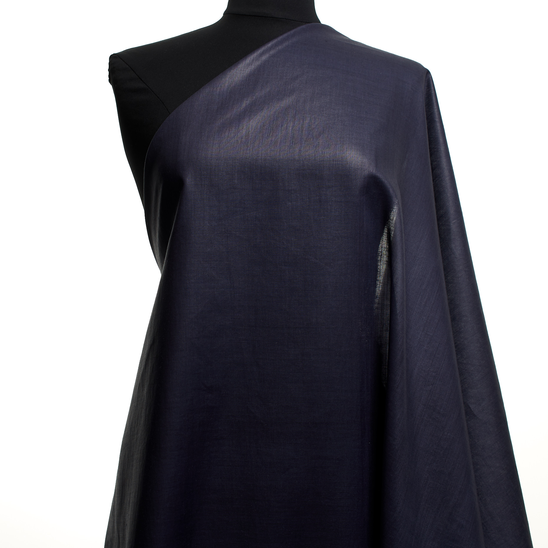 Viscose, Scintillant, Chatoyant, Eclipse (F000031977) - Mannequin