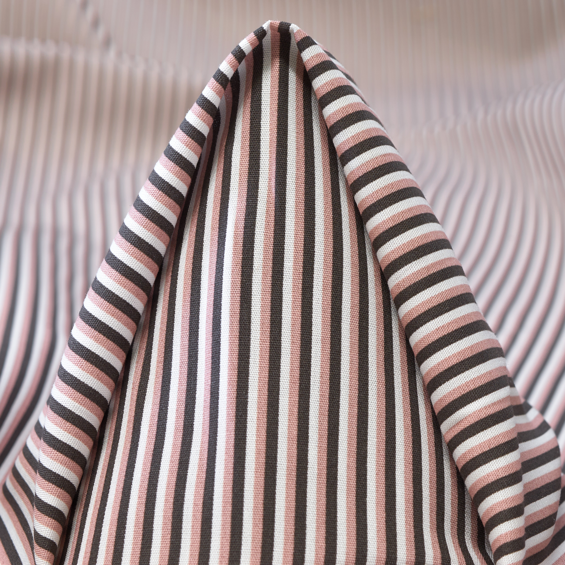 POPLIN, COTTON, STRIPES, PRALINE&RAVEN BLACK