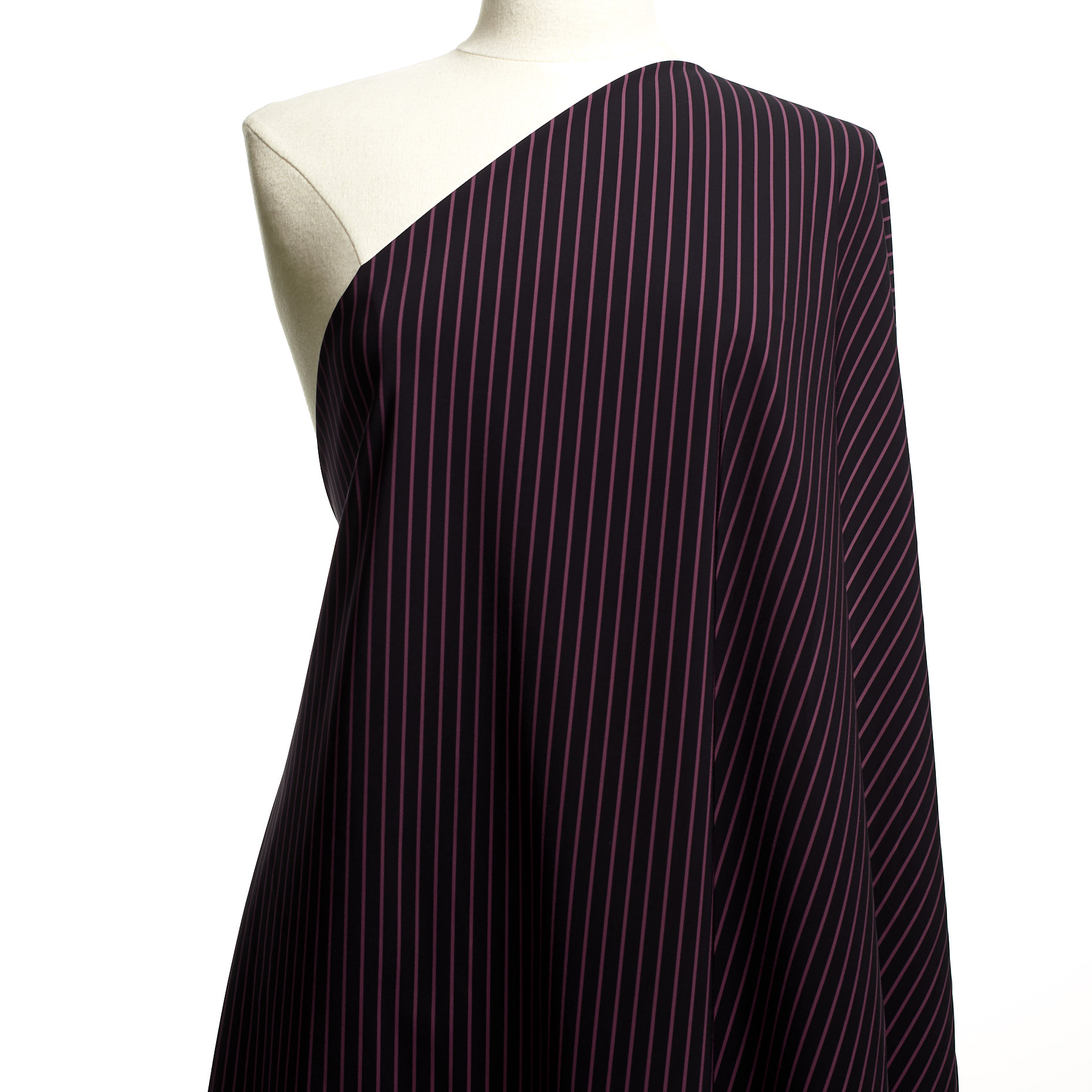 TECHNO JERSEY, PRINTED, HIGH ELASTICITY, RAVEN BLACK&DAHLIA MAUVE (F000041513) - Mannequin