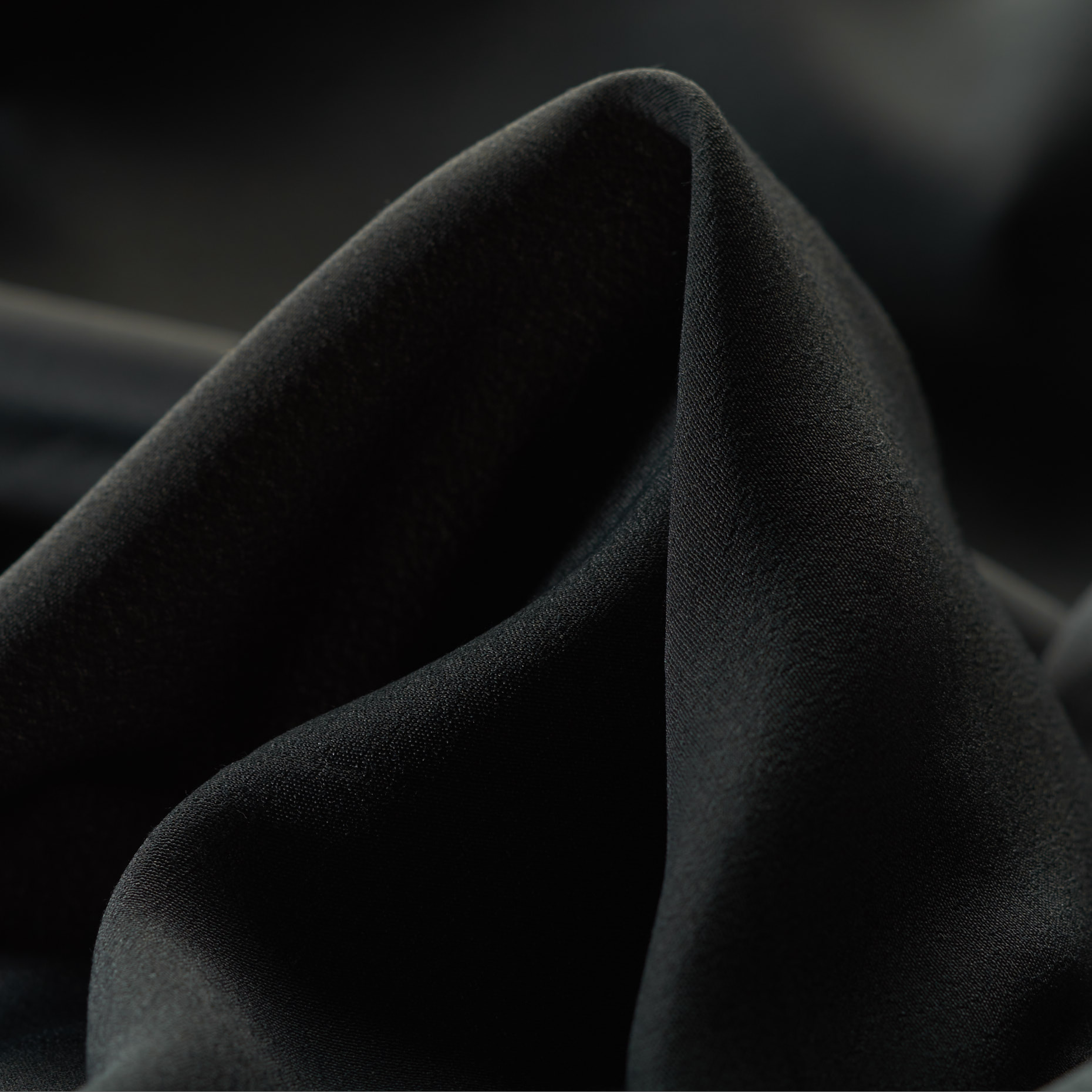 CRÊPE, VISCOSE, PRINTED, TITANIUM (F000026139)