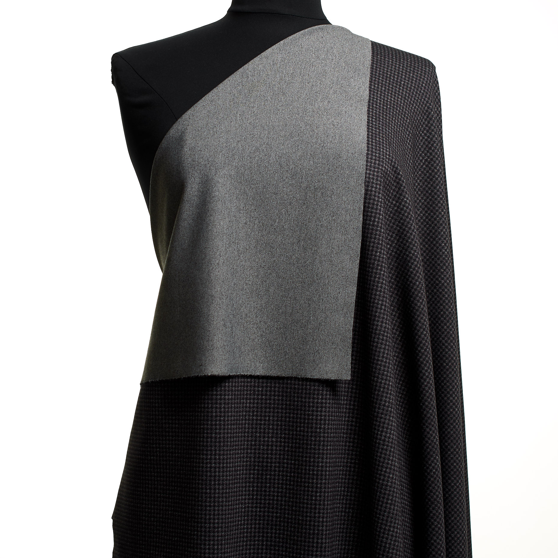 Jersey, Stretch, Wydrukowany, Blackened Pearl (F000045065) - Manekin