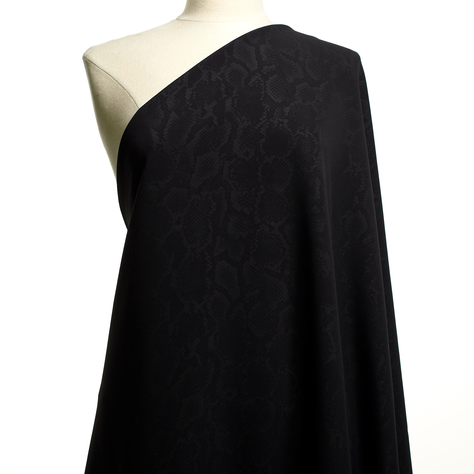 Techno Stretch, Animales, Alta Elasticidad, Jet Black (F000033371) - Maniquí