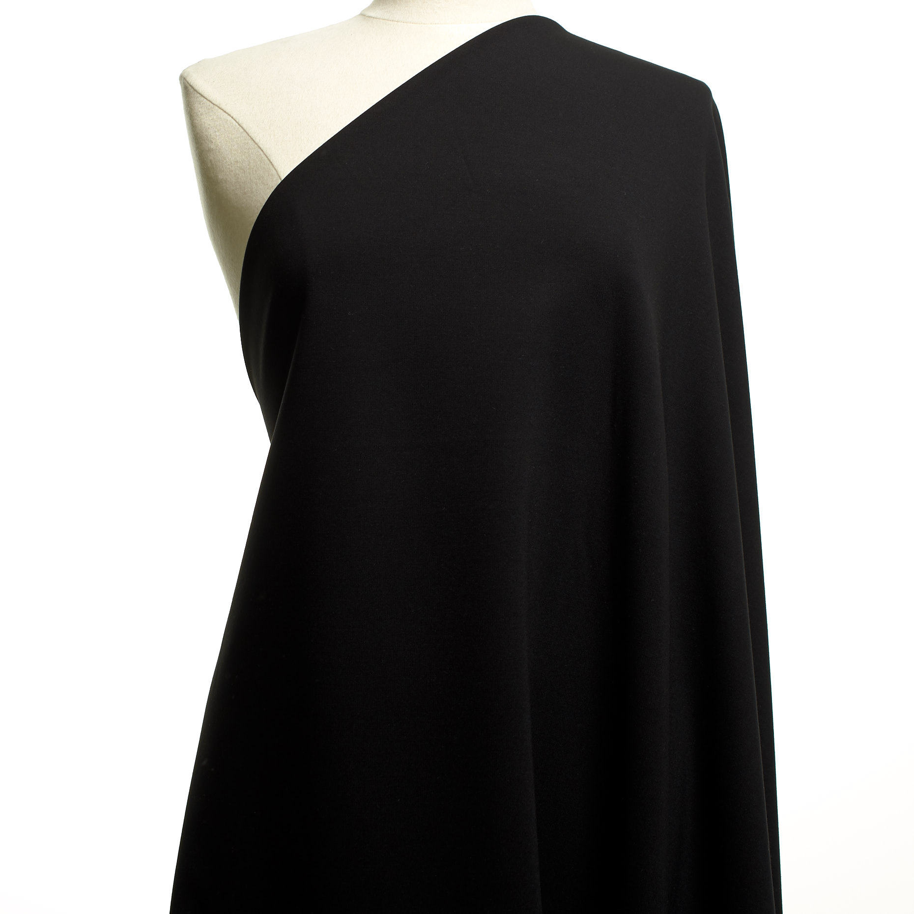 JERSEY, VISCOSE, ELASTIC, JET BLACK (F000036616) - Mannequin
