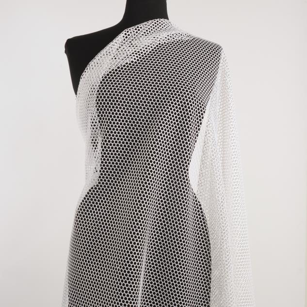 MESH, BRILLIANT WHITE (F000030733) - Mannequin