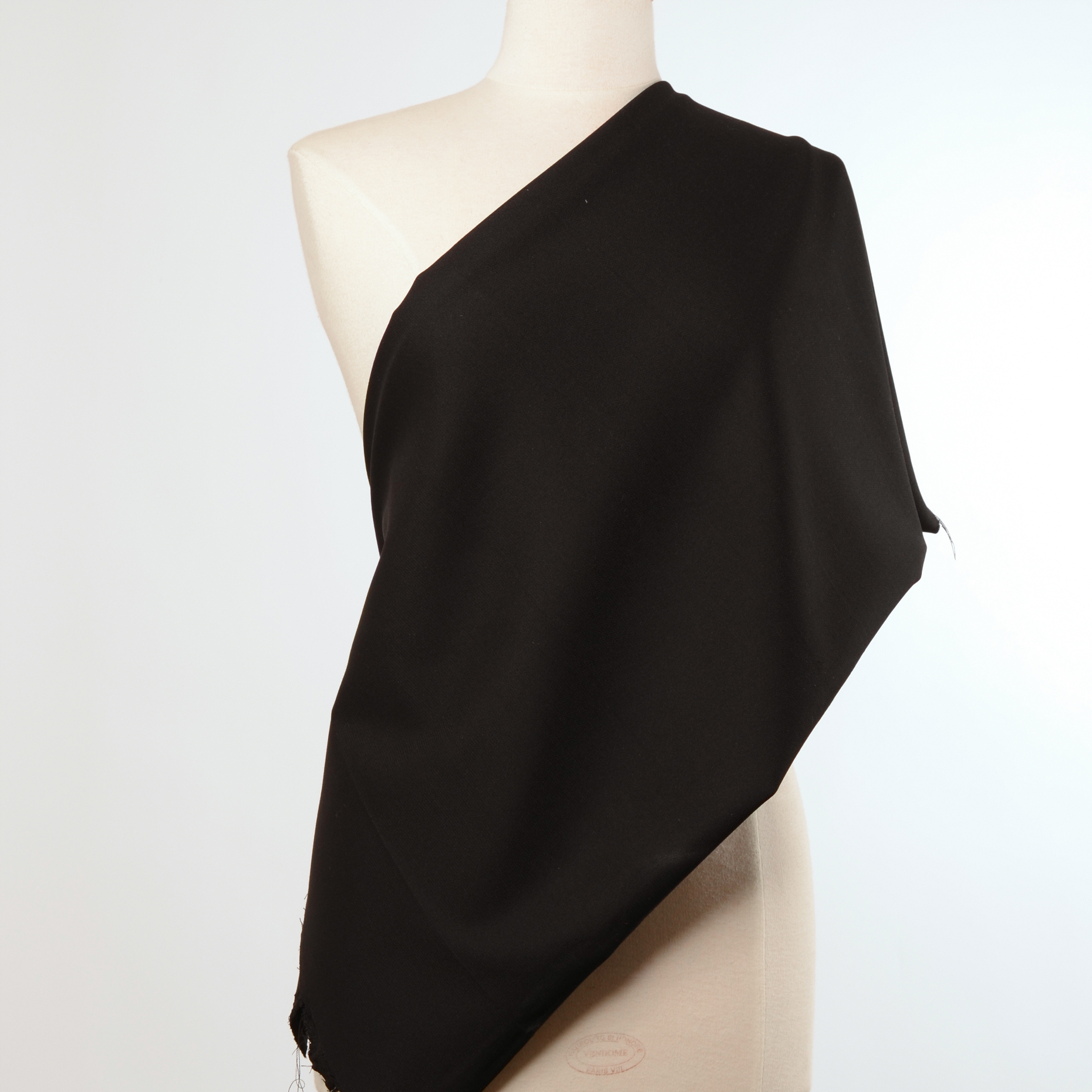VISCOSE BLEND, ELASTIC, RAVEN BLACK (F000006916) - Mannequin