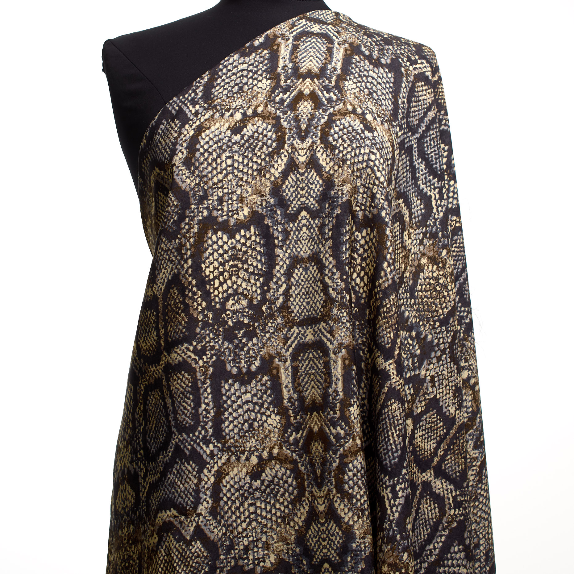 VISCOSE, PRINTED, ANIMAL, PEARLED IVORY&BLACK INK (F000041281) - Mannequin