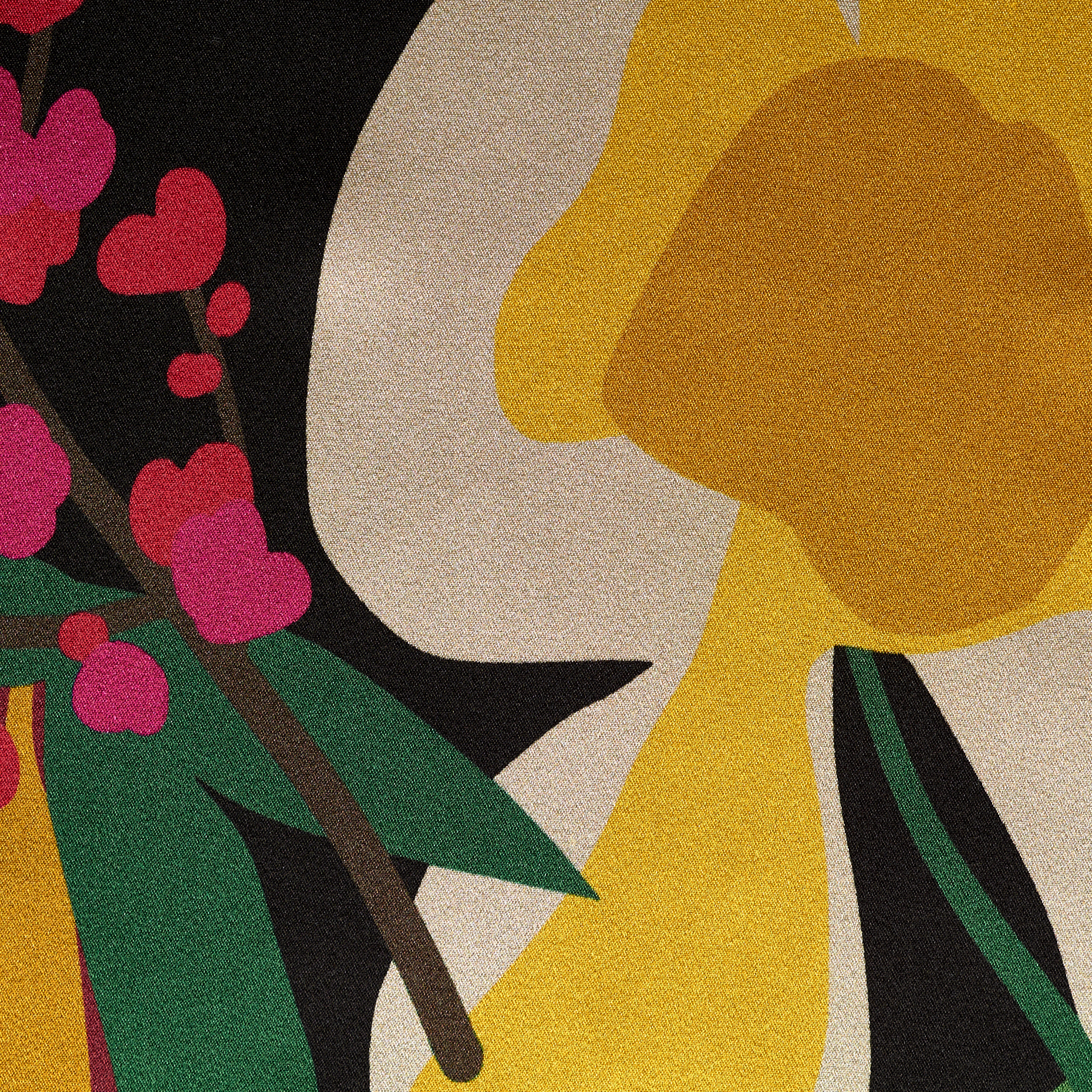 SATIN, SILK, PRINTED, BISCOTTI&RAVEN BLACK (F000048617) - Texture