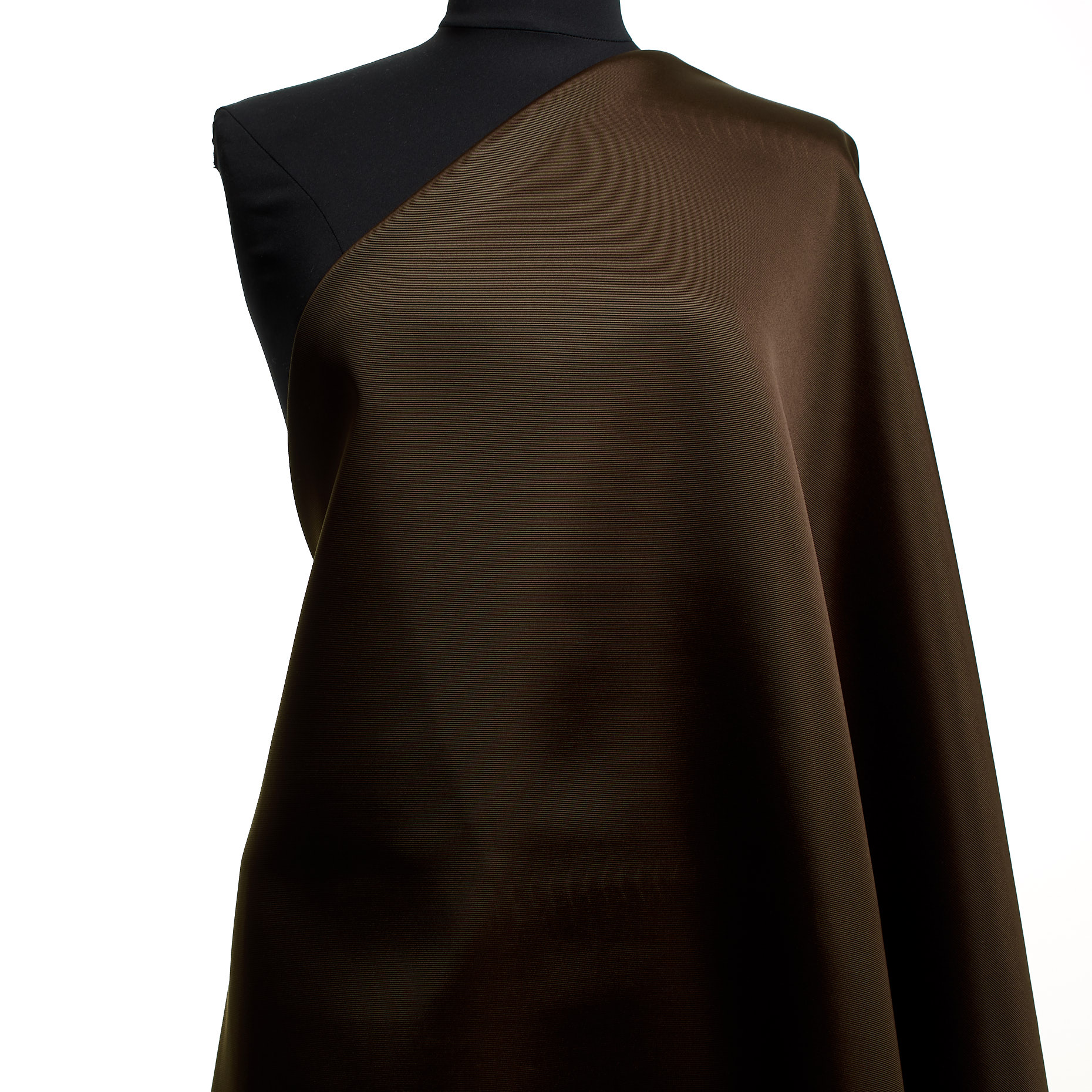 Tejido de canalé, Viscosa, Micro Design, Chocolate (F000009649) - Maniquí